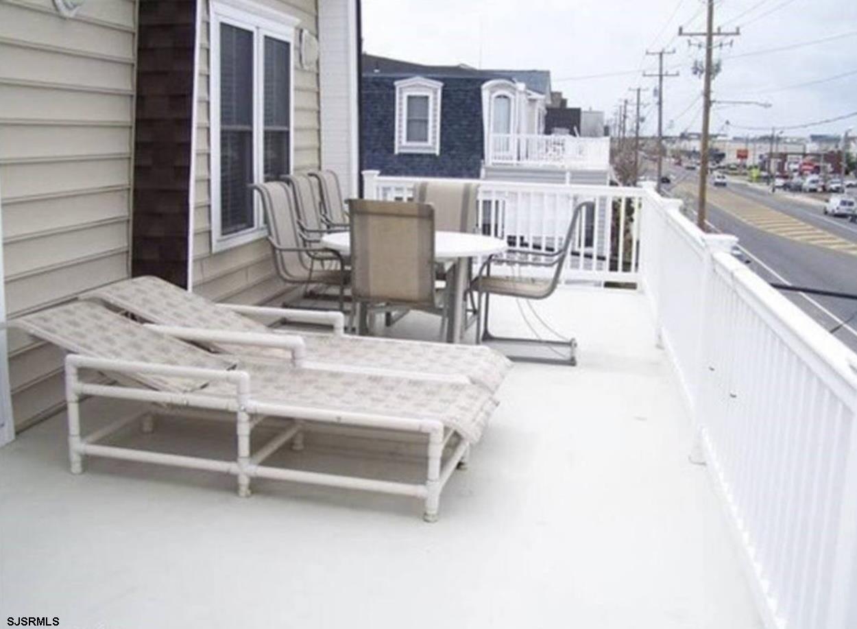 1161 West Ave Unit: C