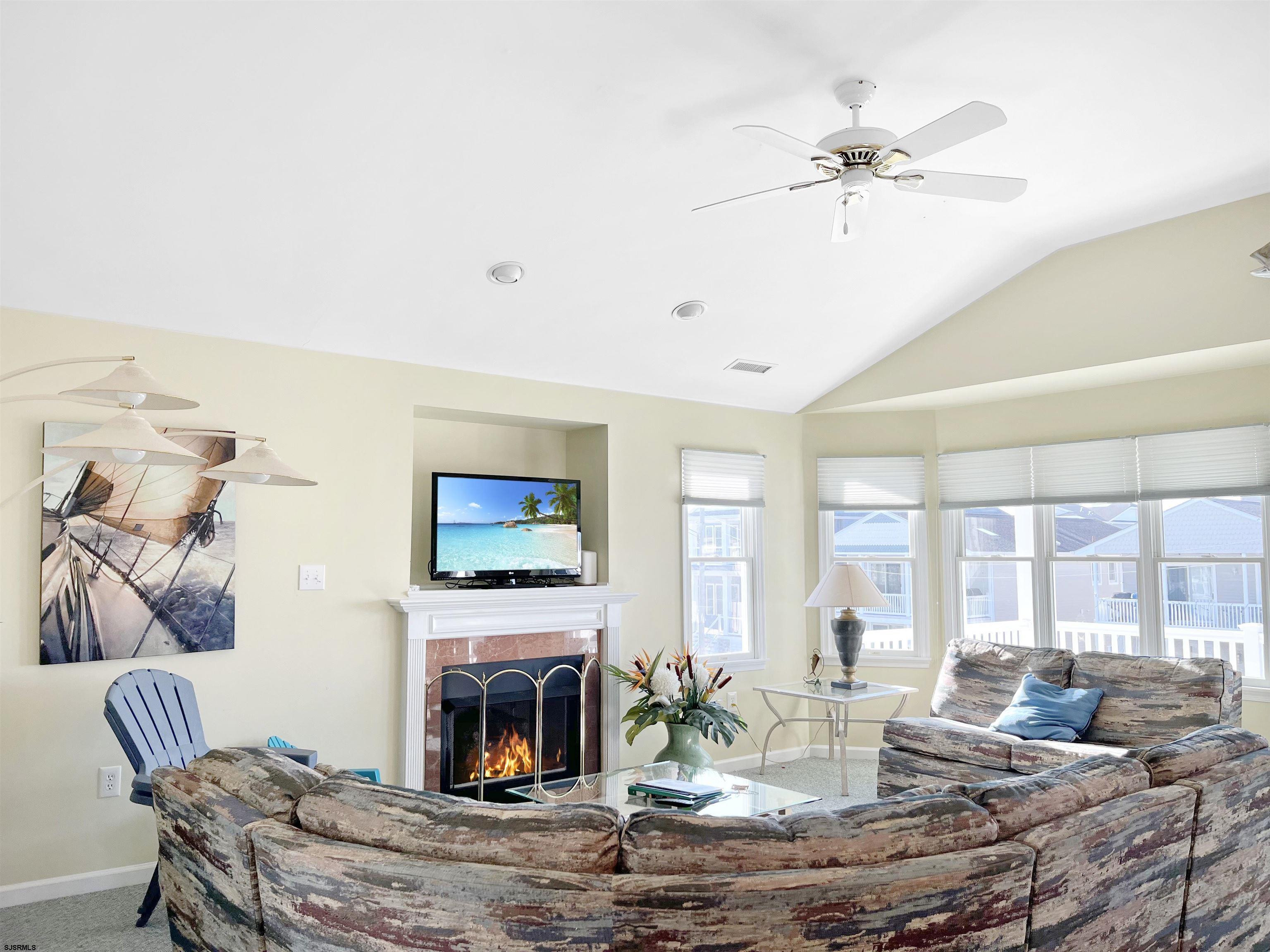 3227 Haven Ave Unit: 2