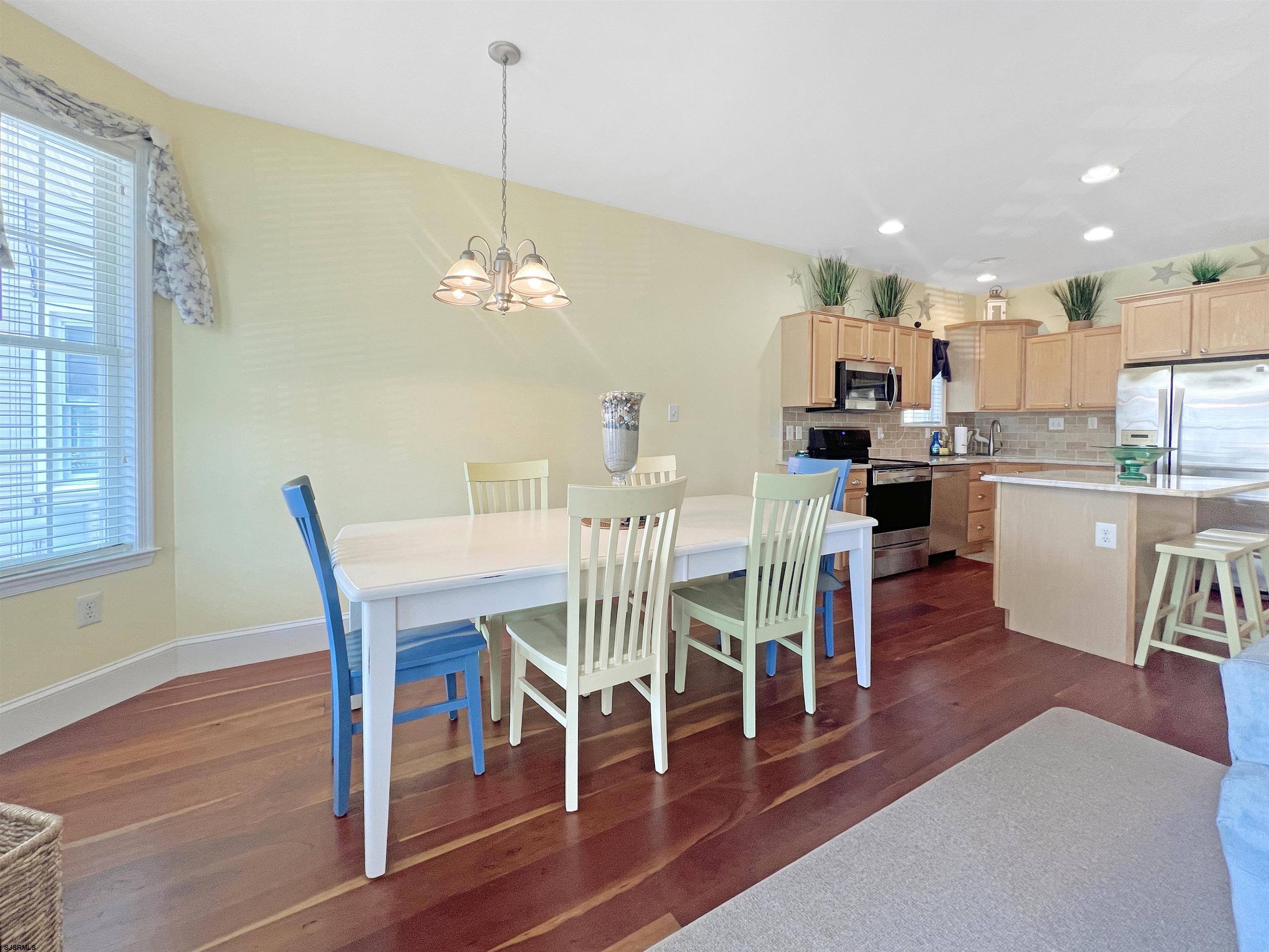 4612 Asbury Ave Unit: 1