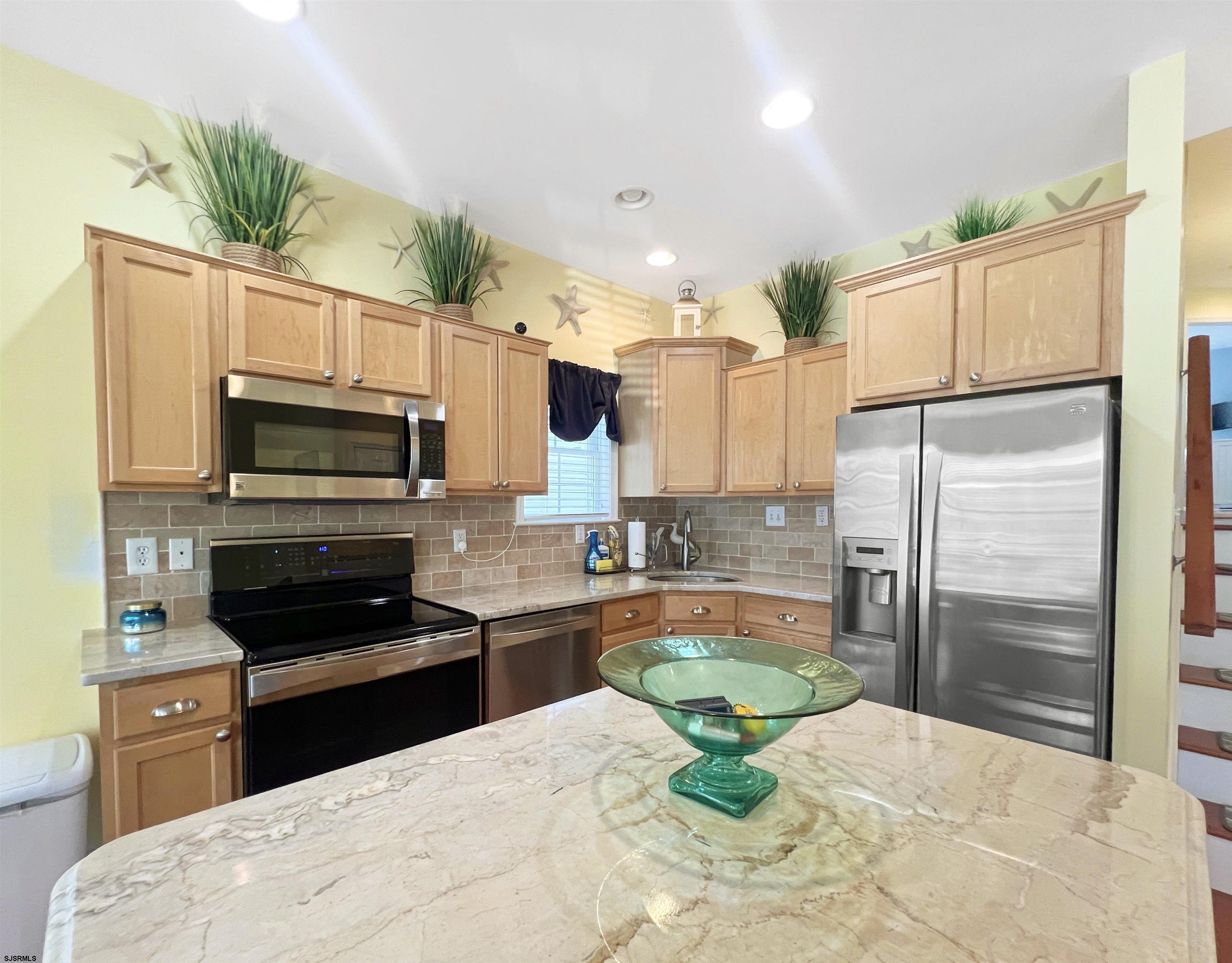 4612 Asbury Ave Unit: 1