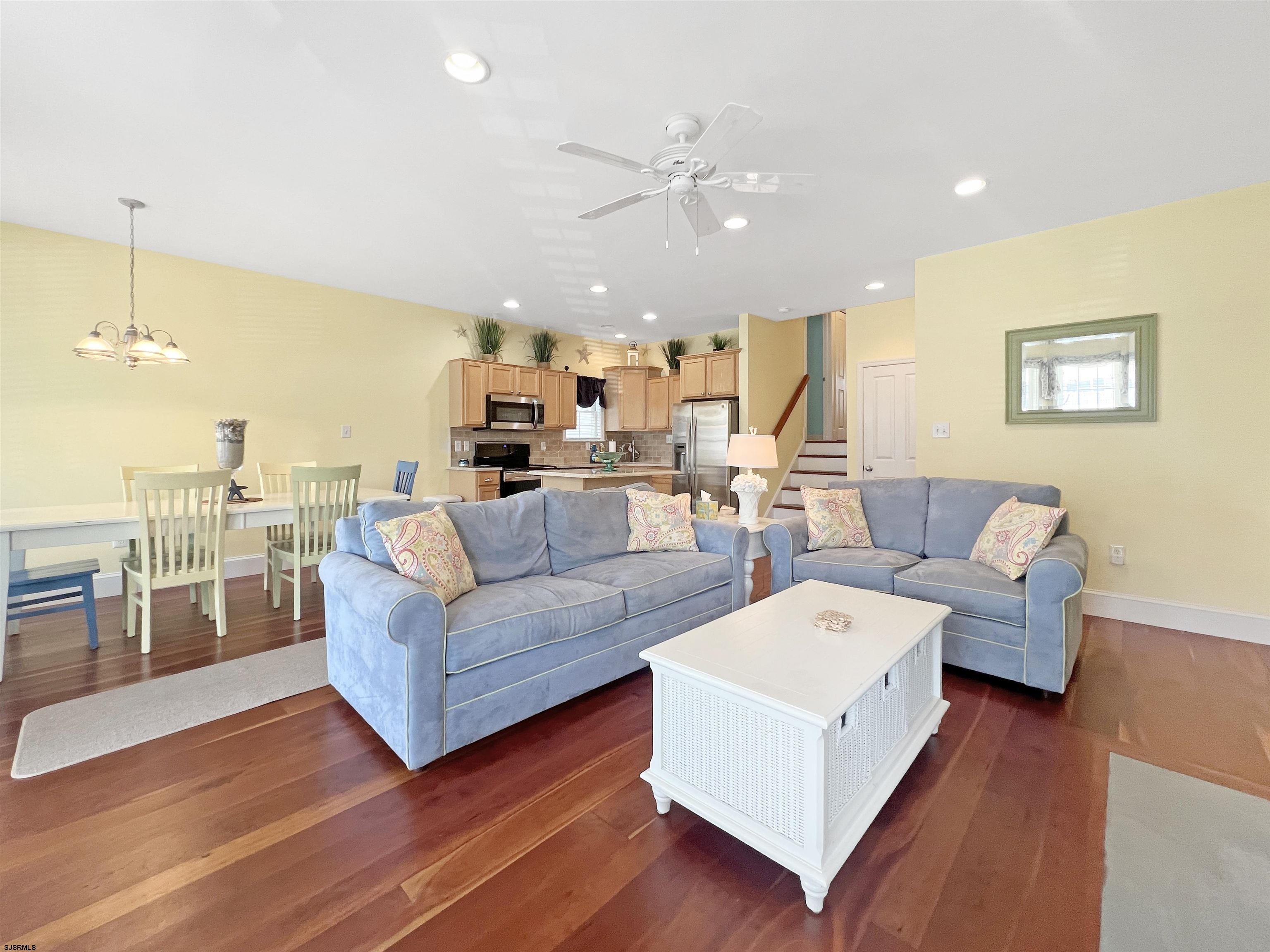 4612 Asbury Ave Unit: 1