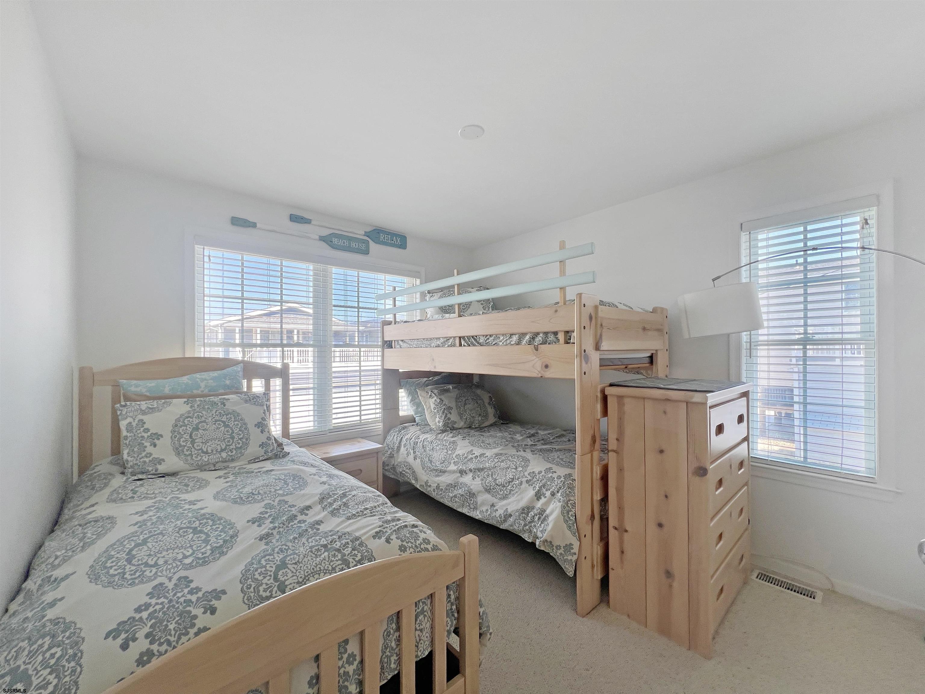 4612 Asbury Ave Unit: 1