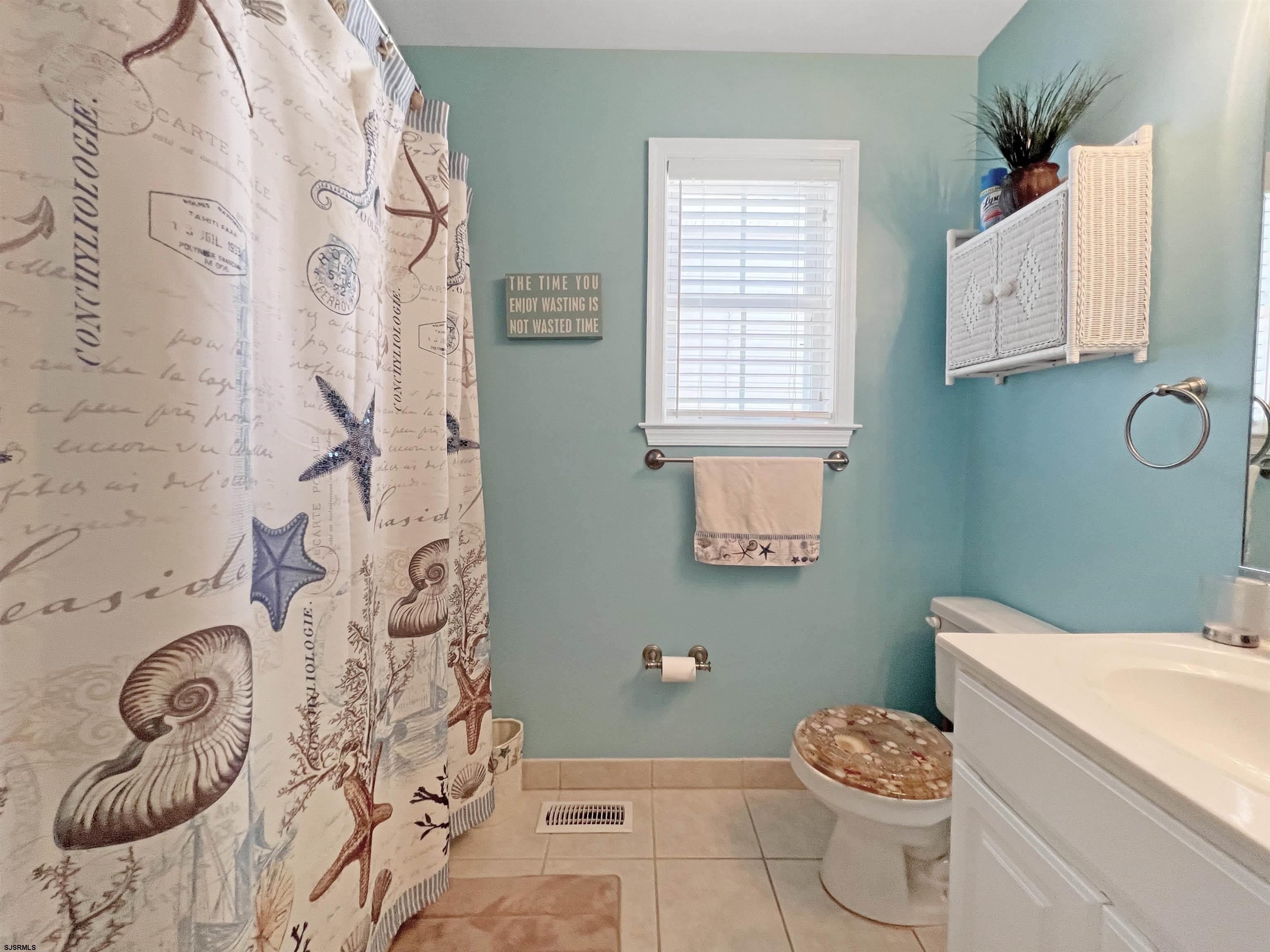 4612 Asbury Ave Unit: 1