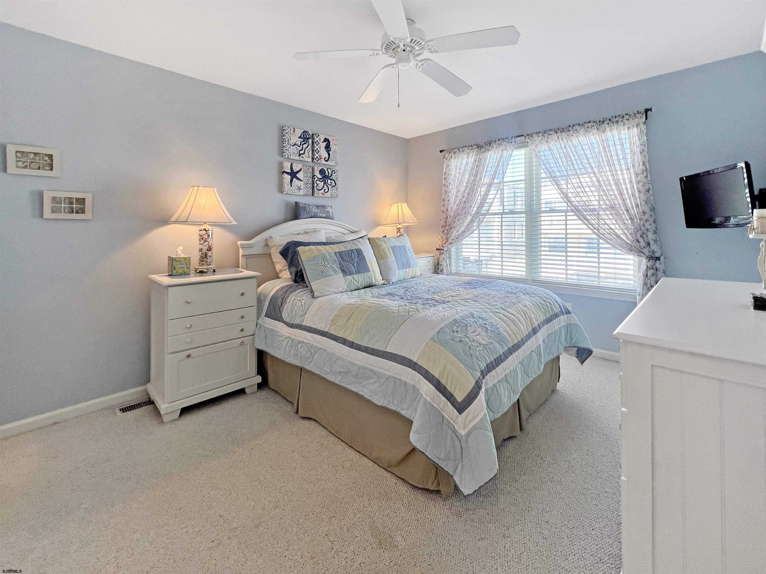 4612 Asbury Ave Unit: 1