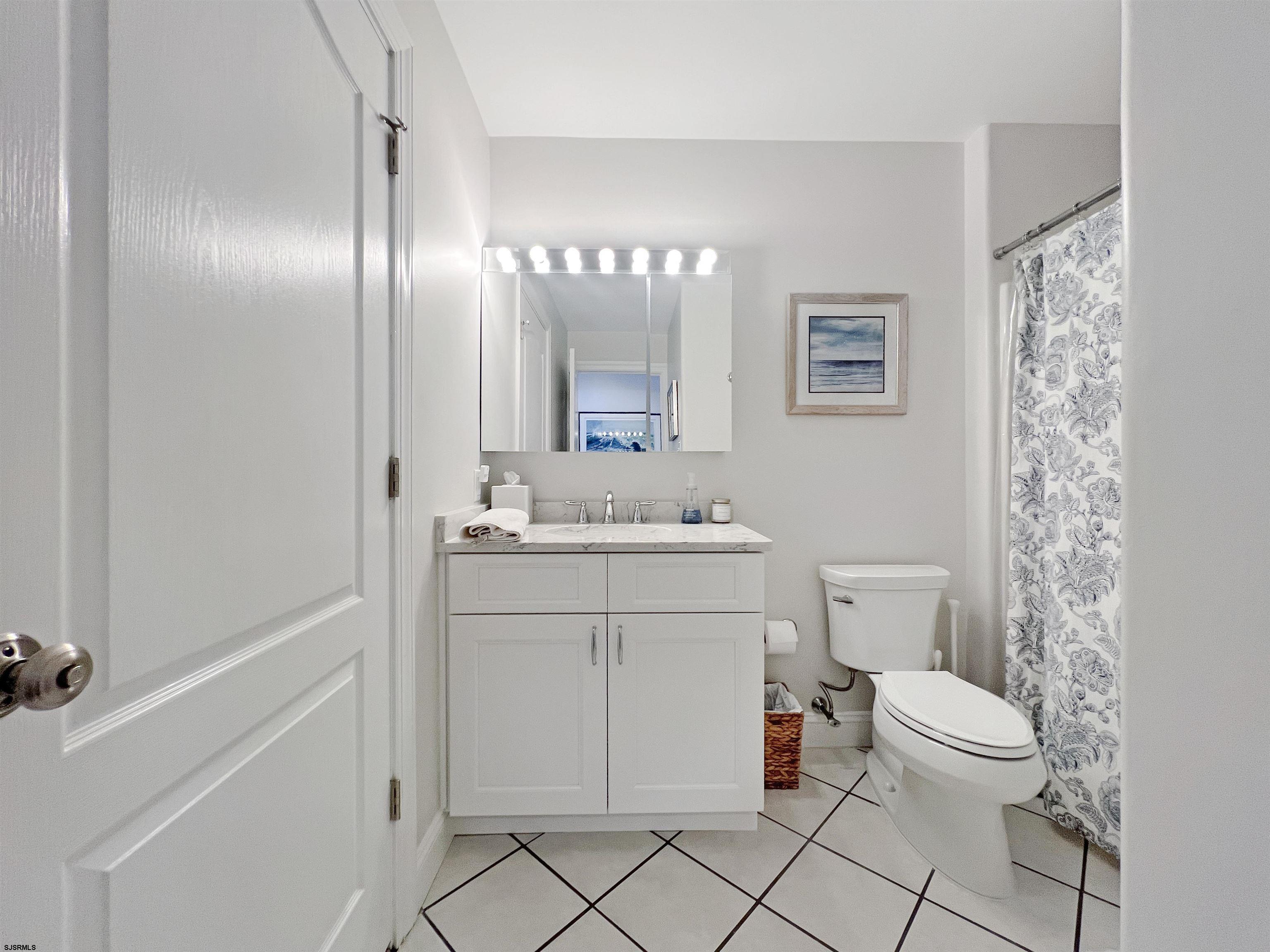 2117 Simpson Ave Unit: 1