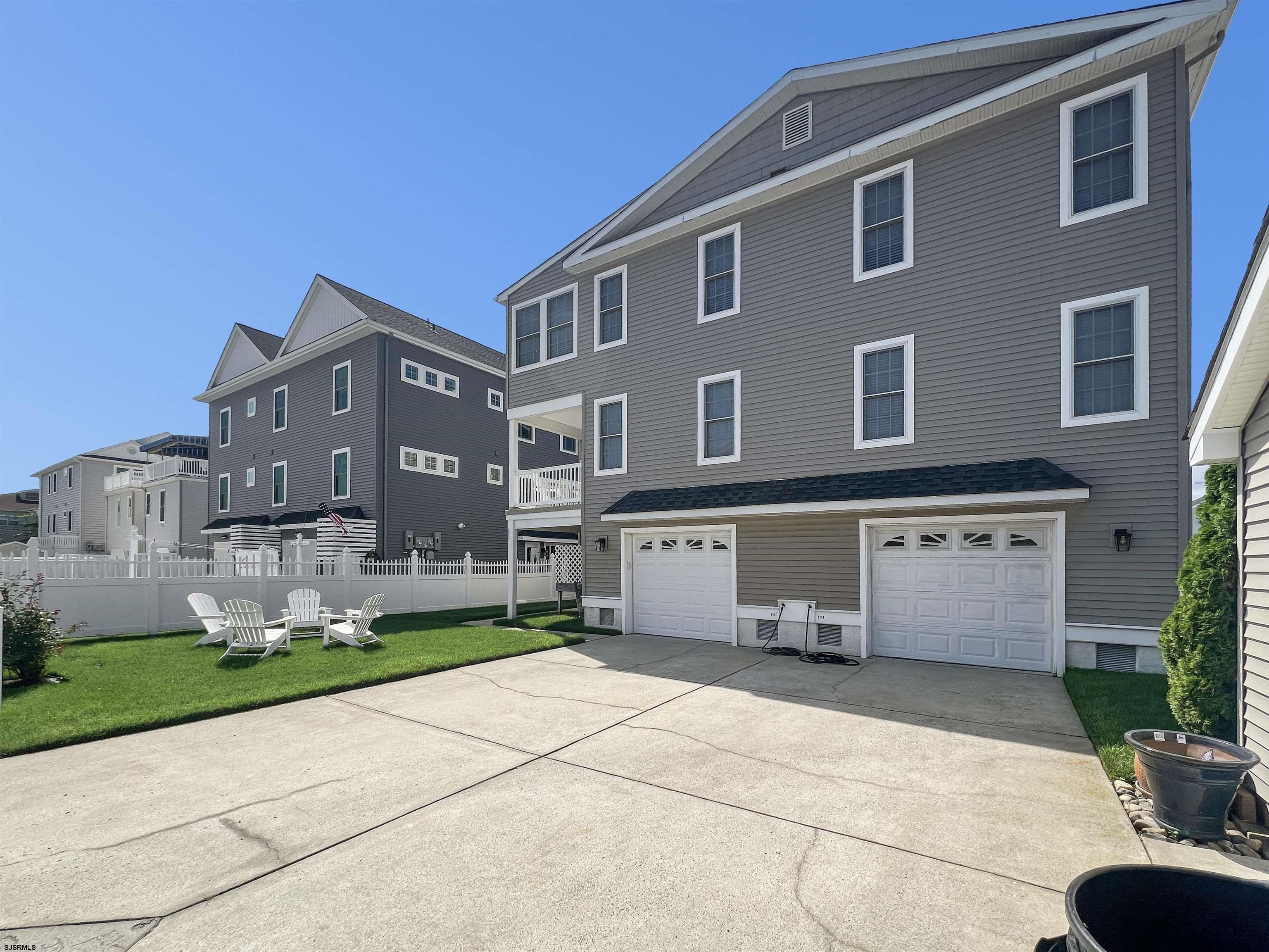 2117 Simpson Ave Unit: 1