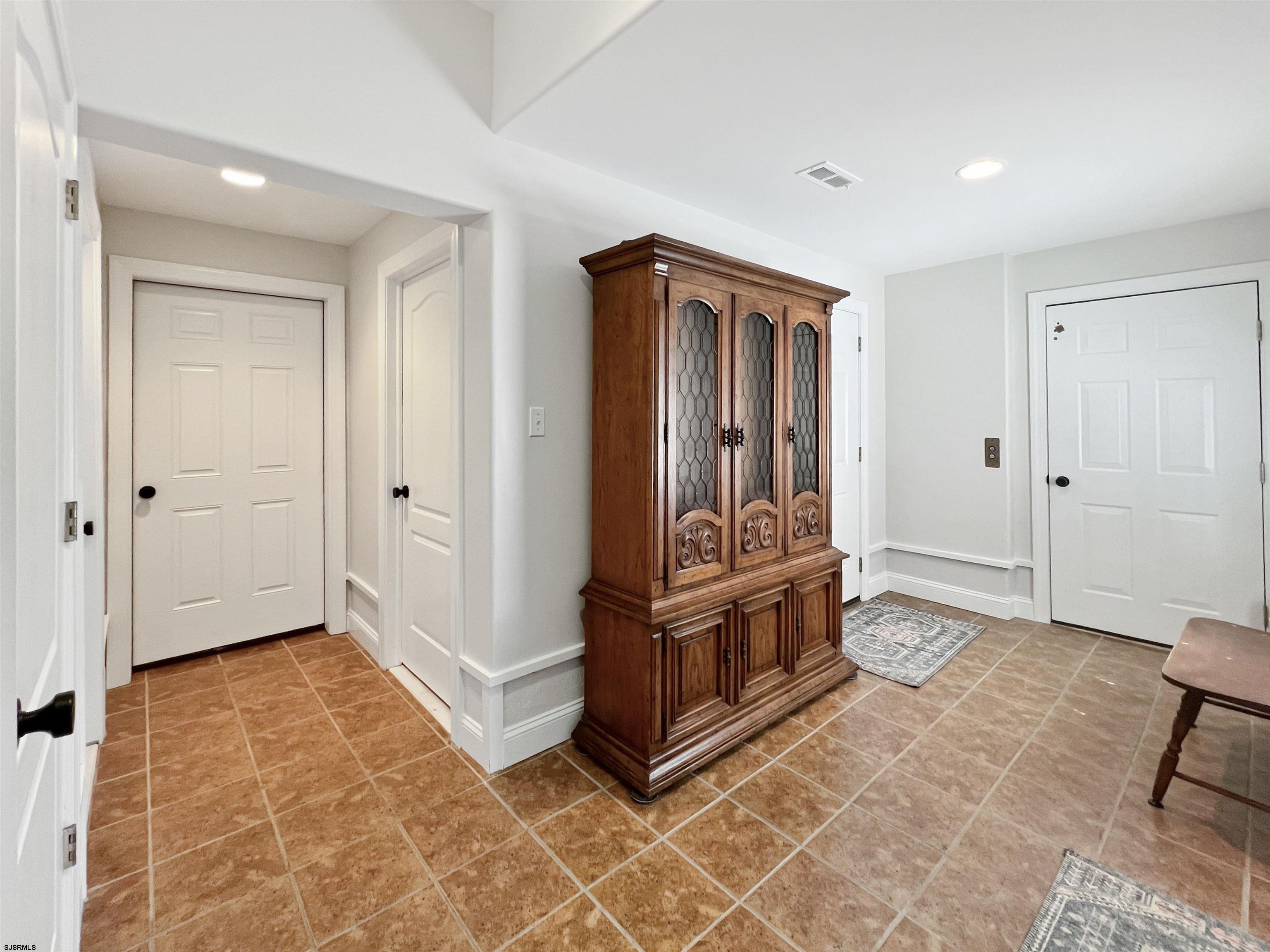 2117 Simpson Ave Unit: 1