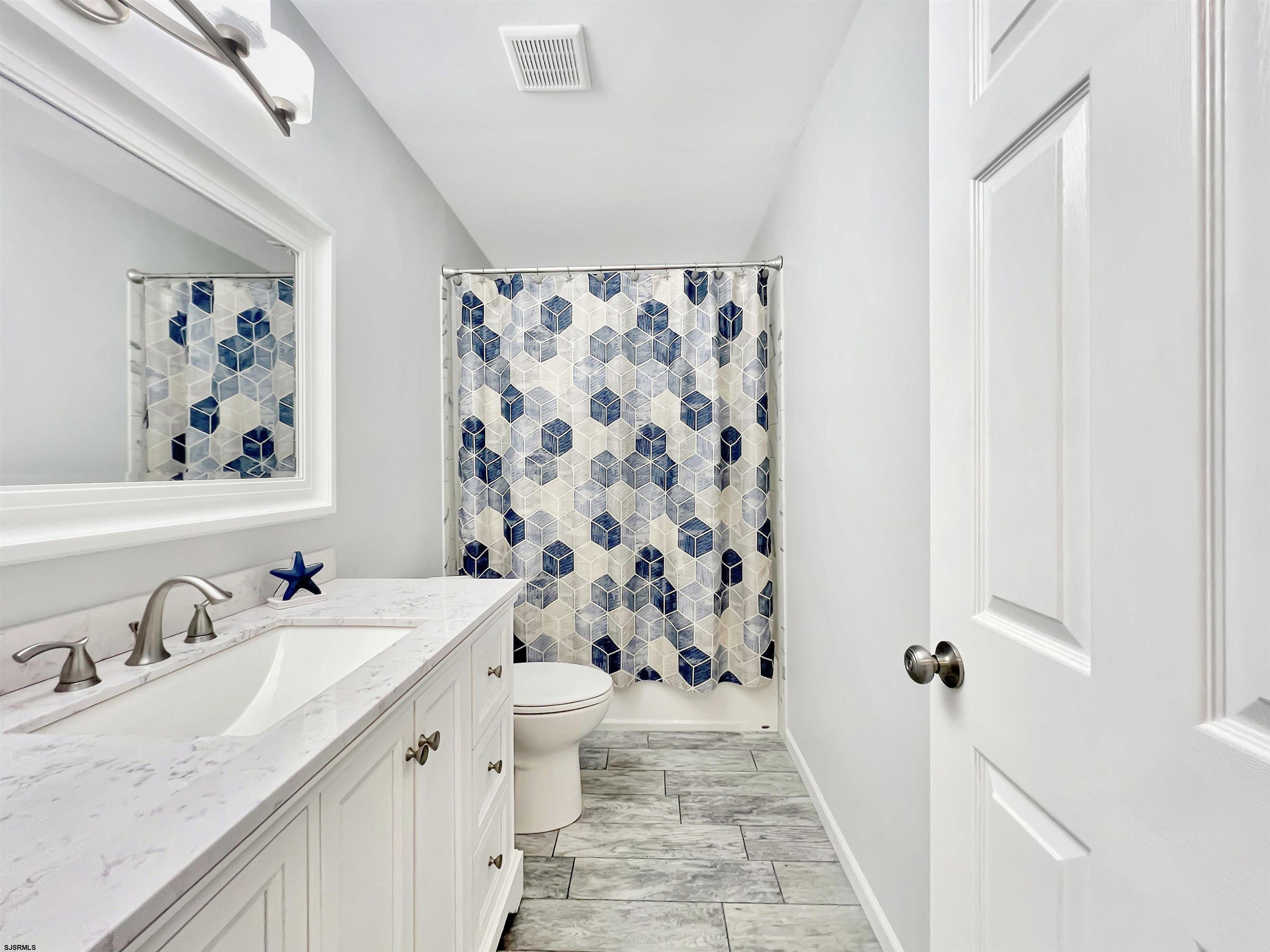 710 Ocean Ave Unit: B3