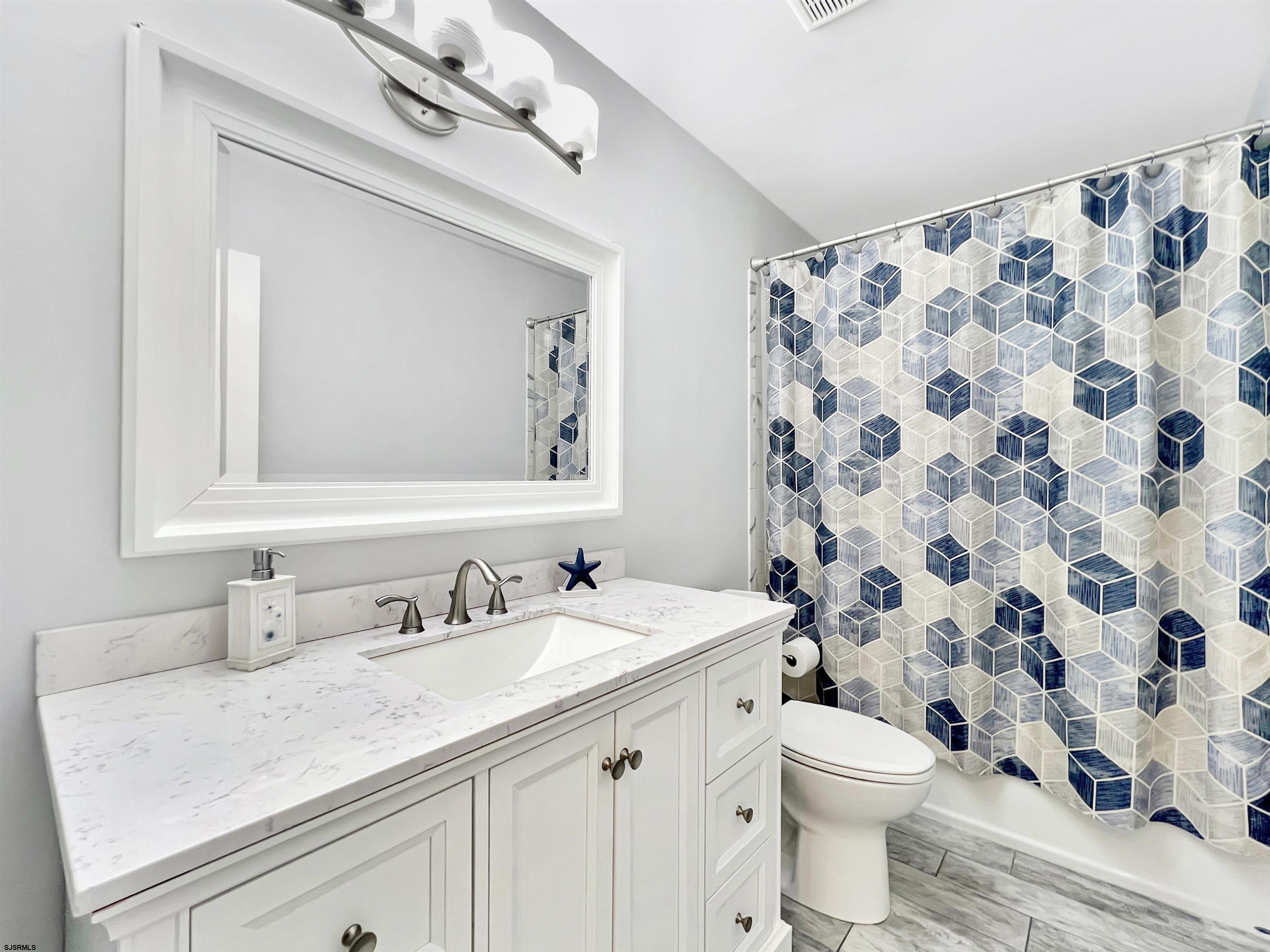 710 Ocean Ave Unit: B3