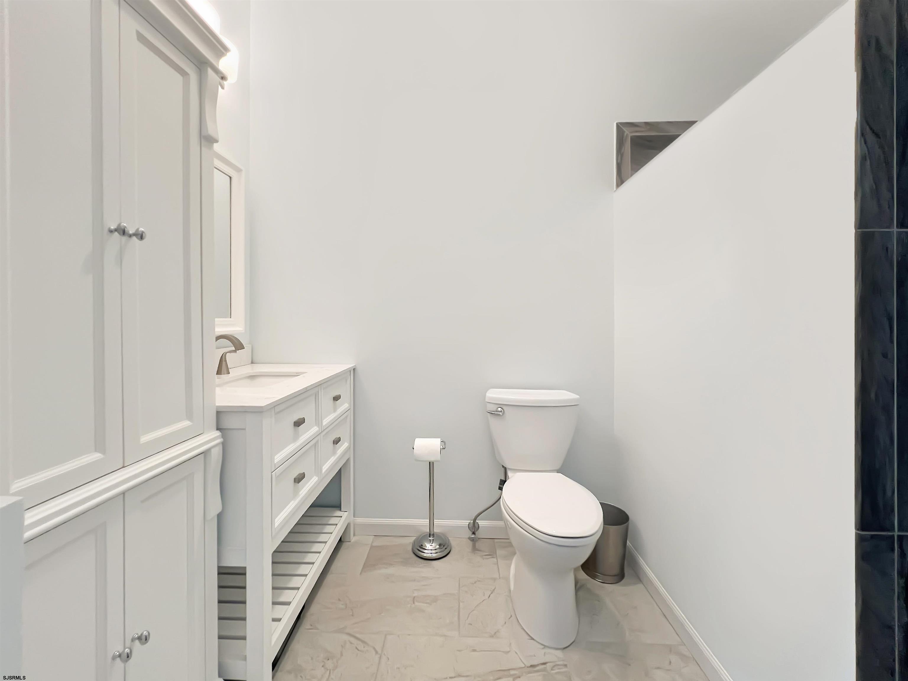 710 Ocean Ave Unit: B3