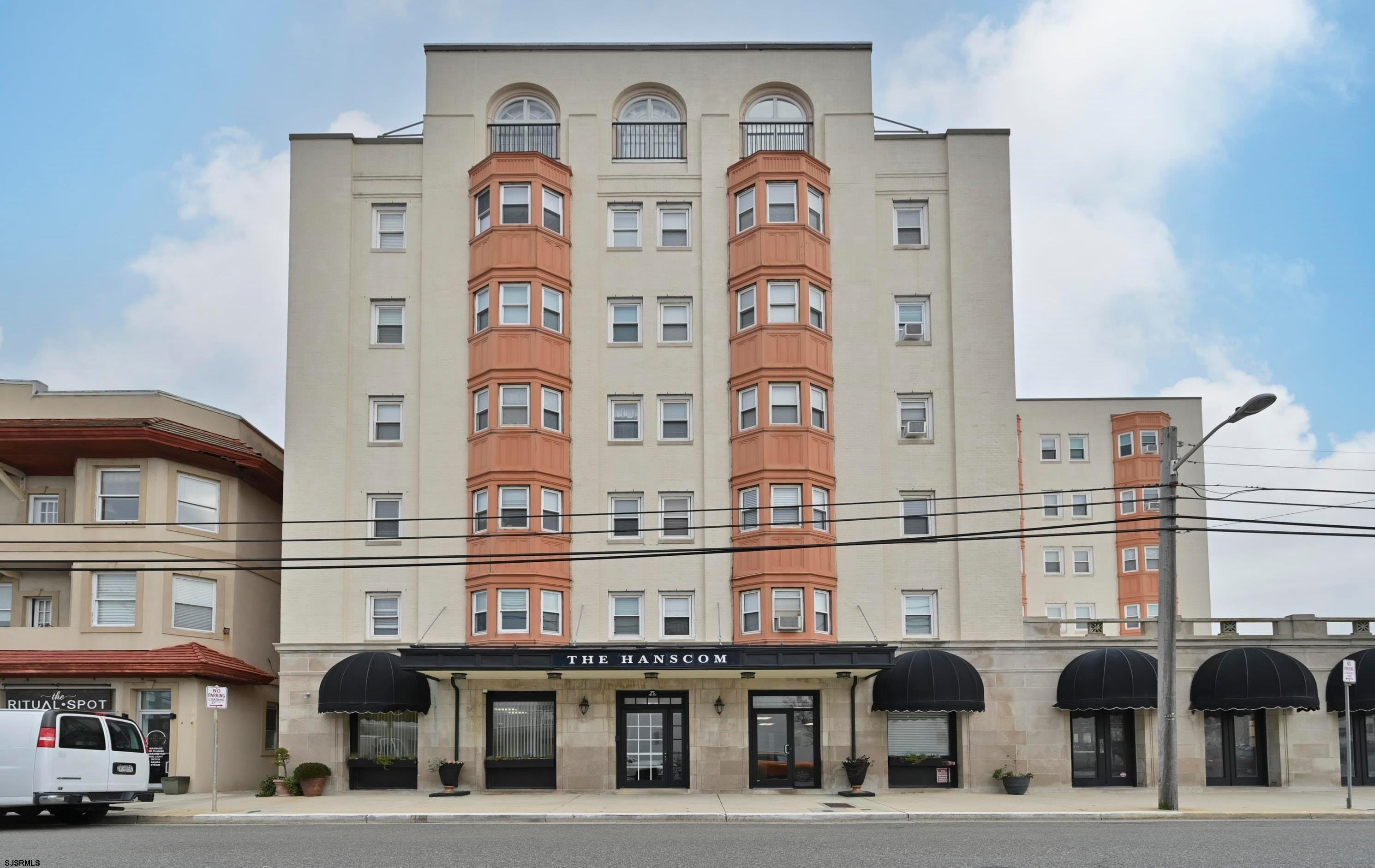 807 E 8th Street Unit: 511