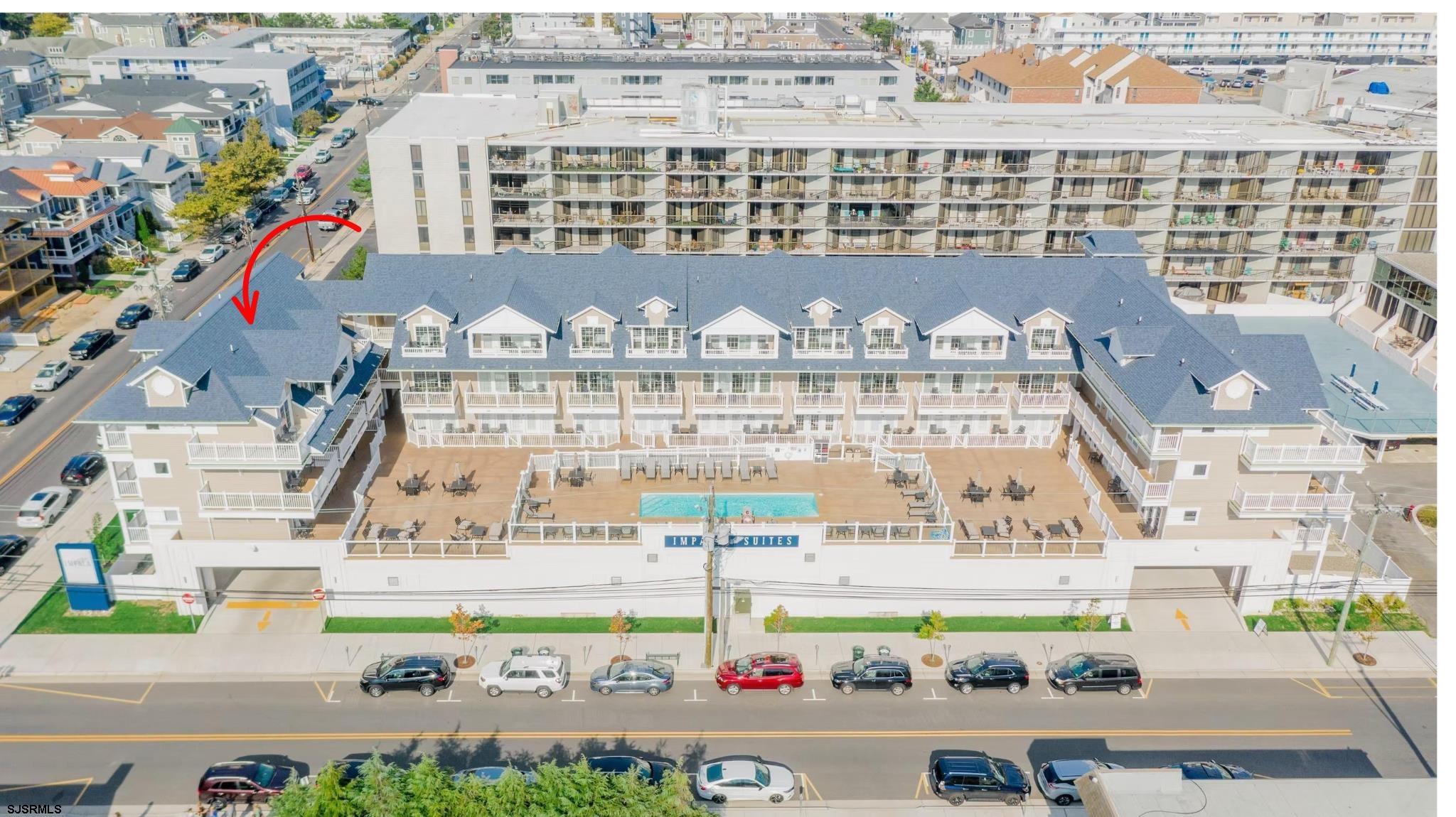 719 E 10th St Street Unit: 401