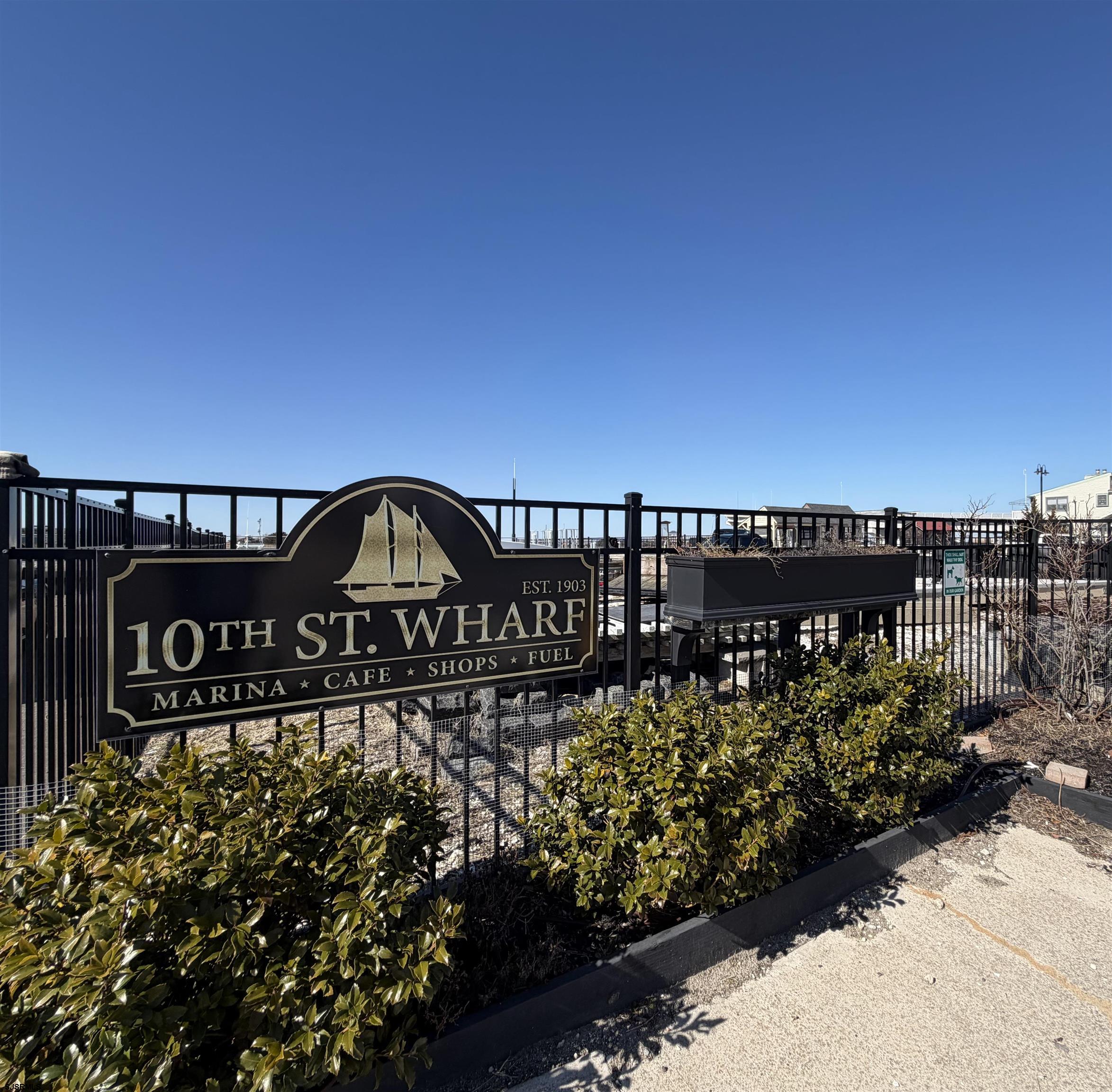930 Bay Ave Unit: 2