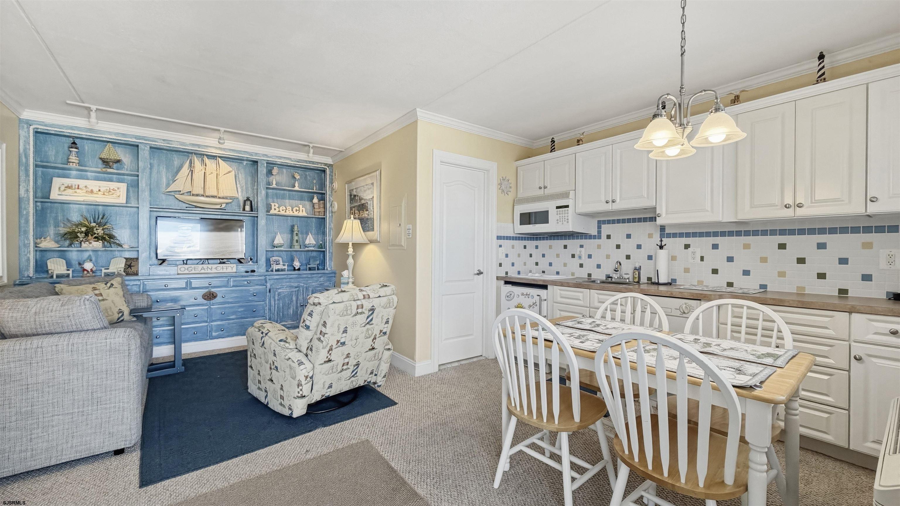 900 Wesley Ave Unit: 215