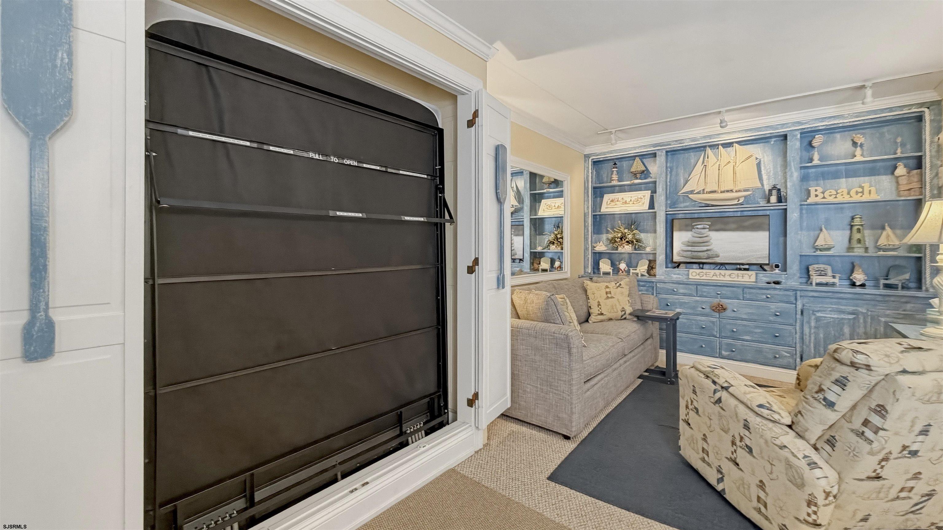 900 Wesley Ave Unit: 215