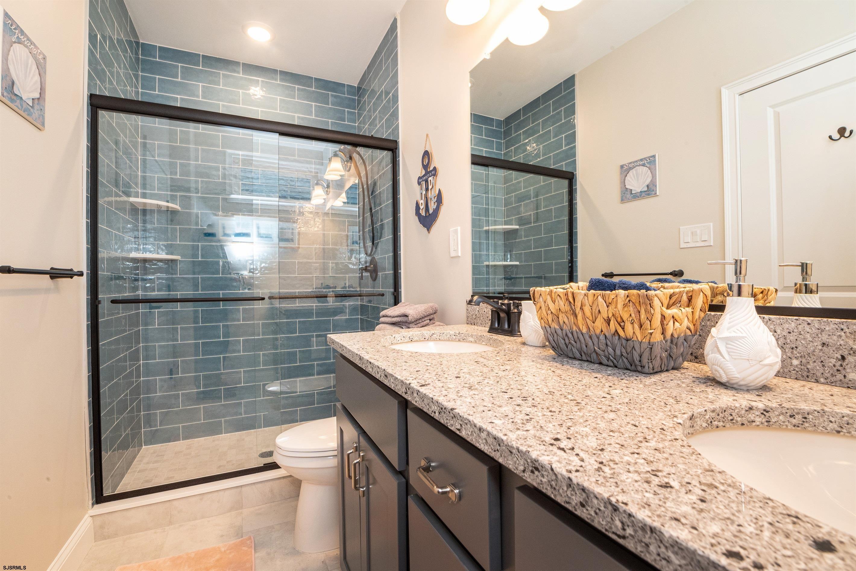 706 E 9th Street Unit: A