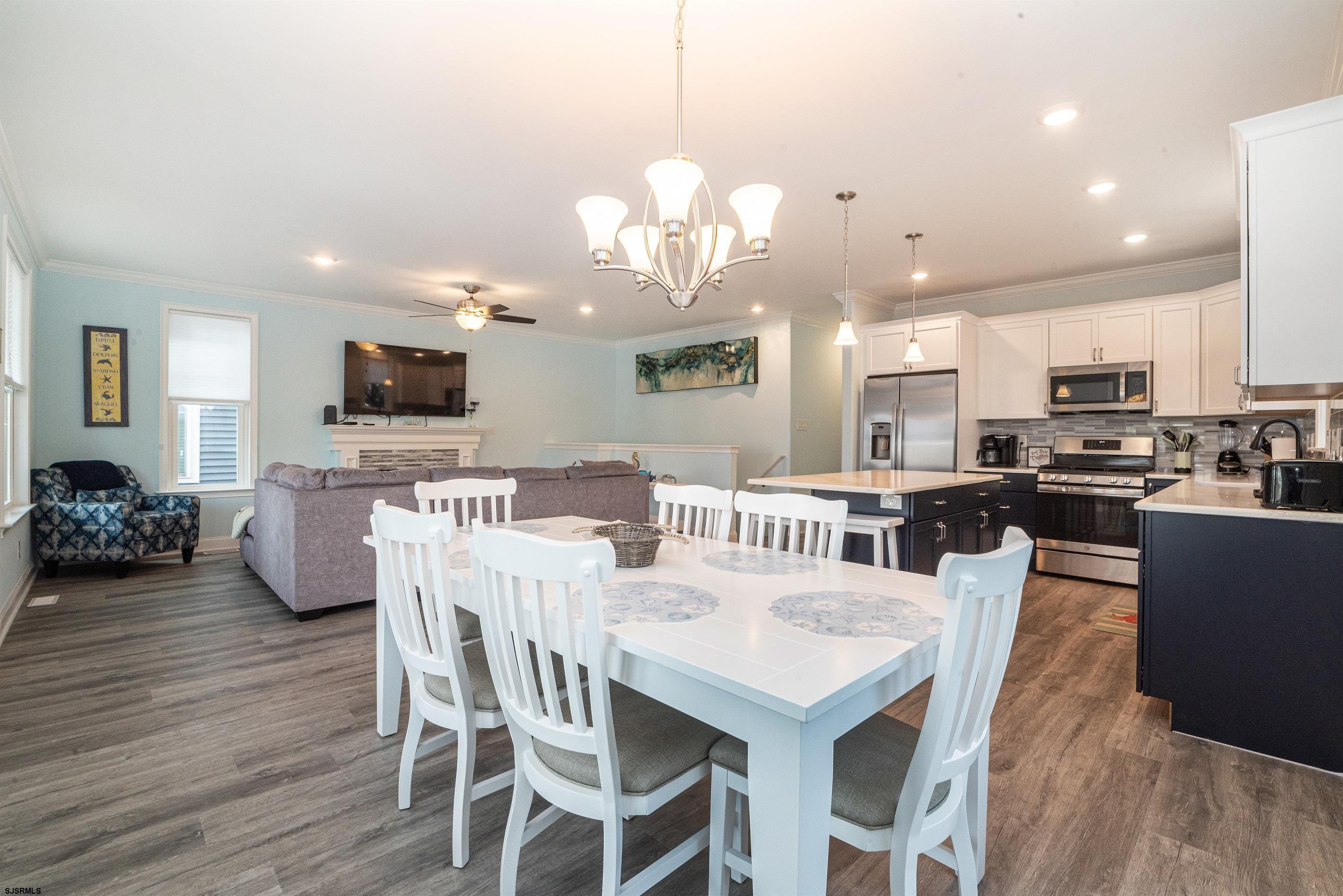 706 E 9th Street Unit: A