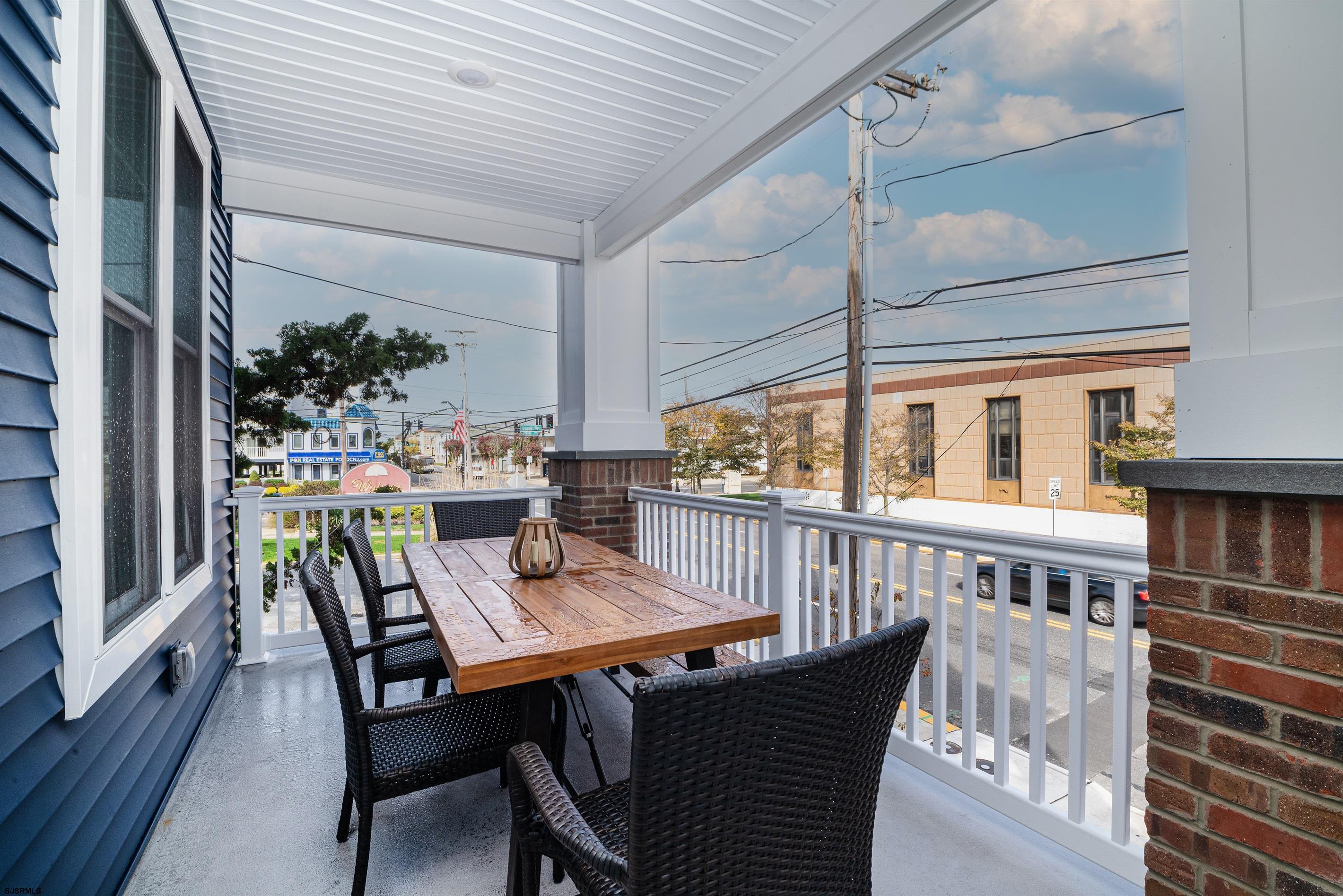 706 E 9th Street Unit: A