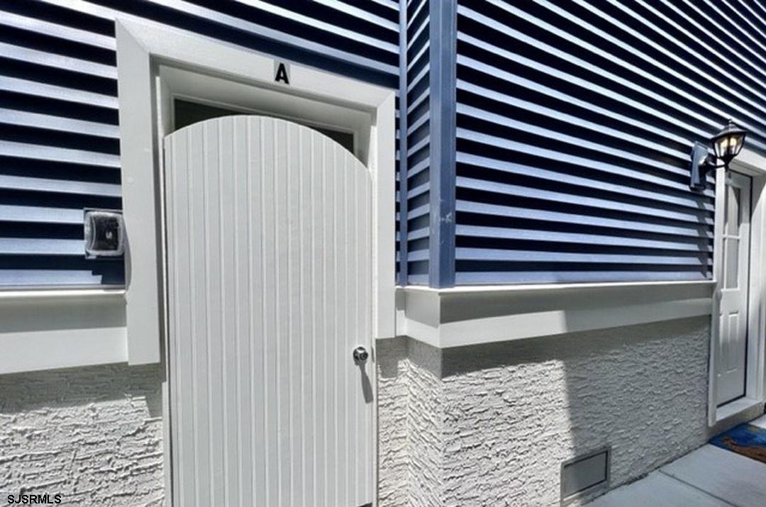 706 E 9th Street Unit: A