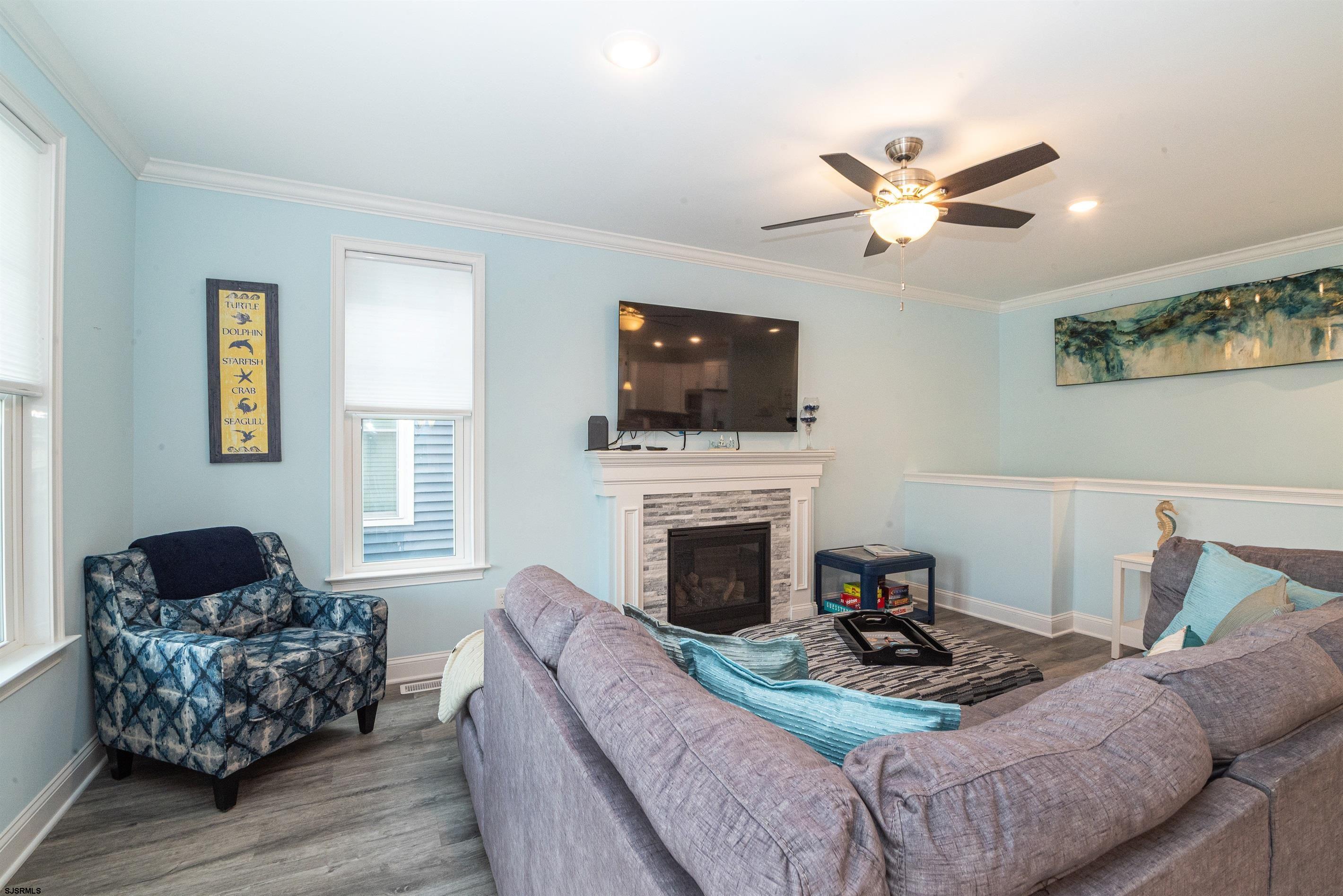 706 E 9th Street Unit: A