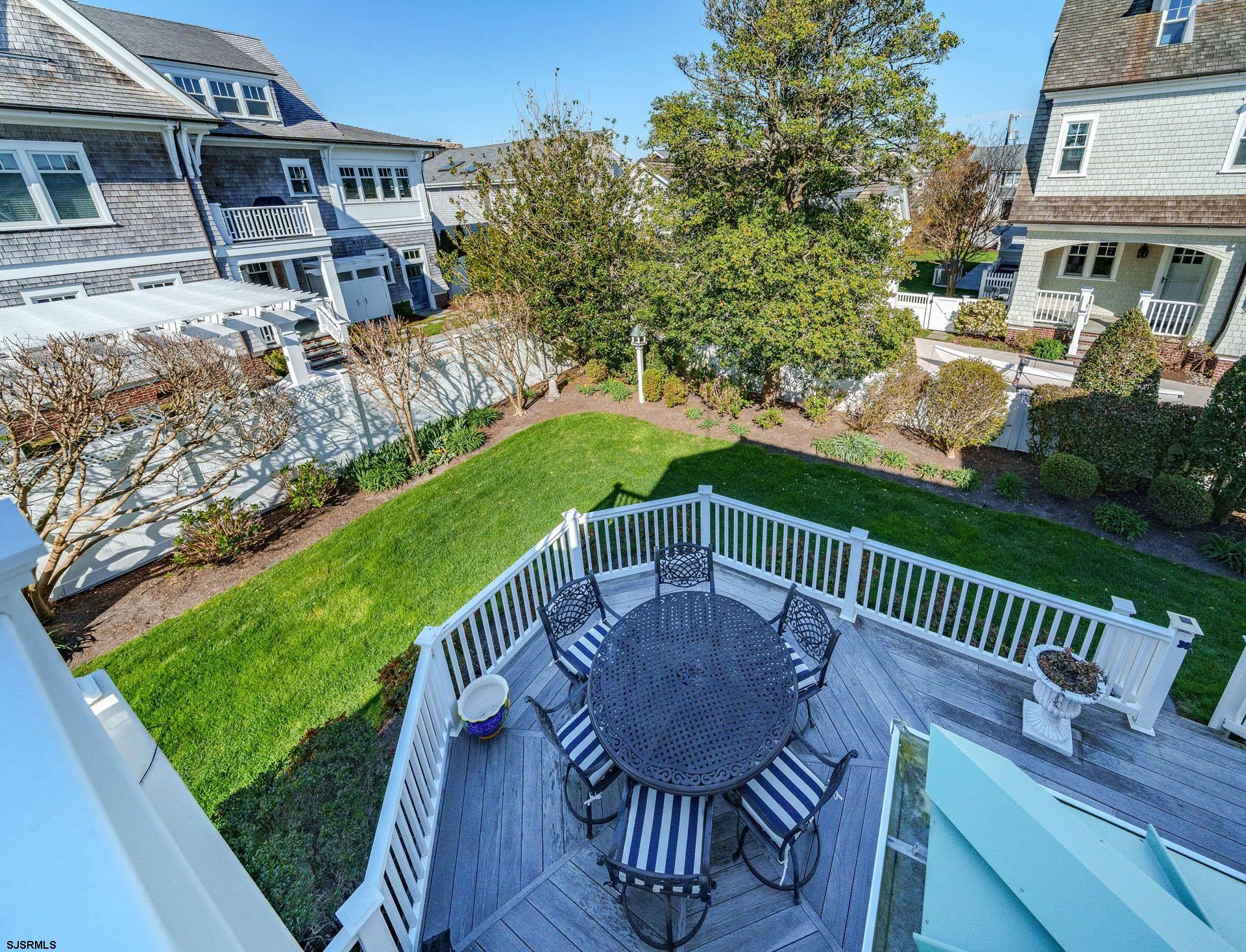 407 E Atlantic Blvd