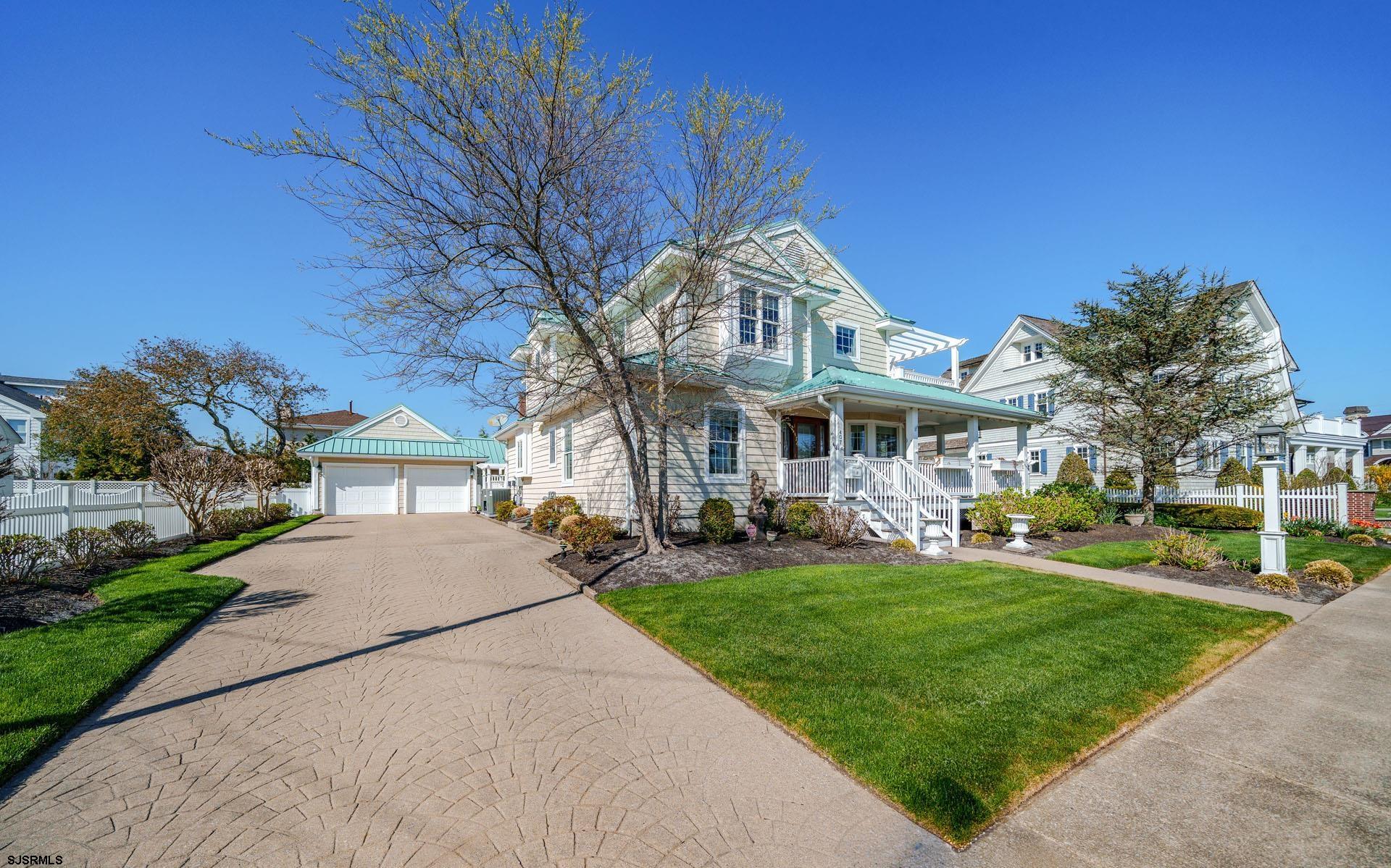 407 E Atlantic Blvd
