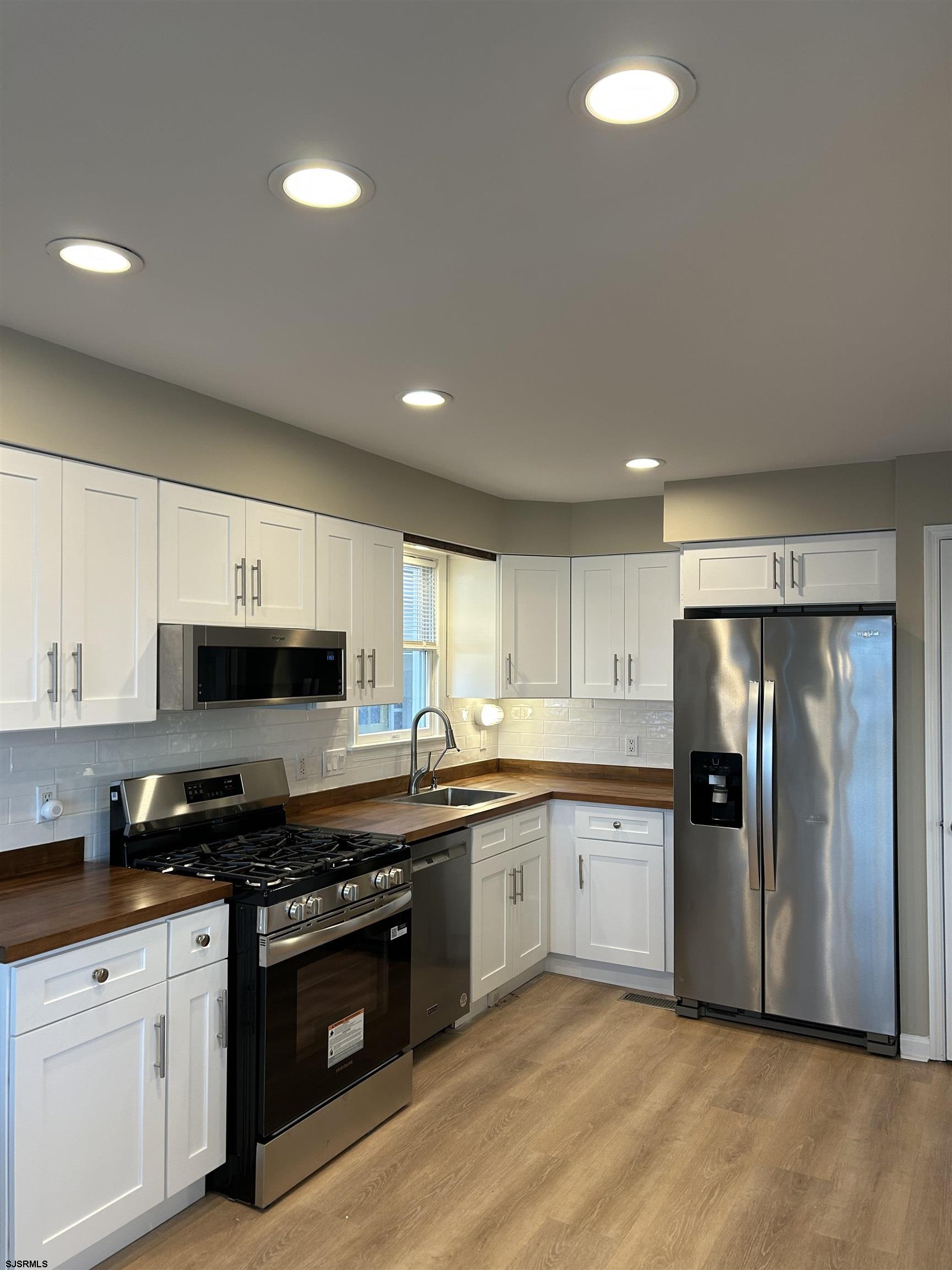 5133 Central Ave Unit: 1