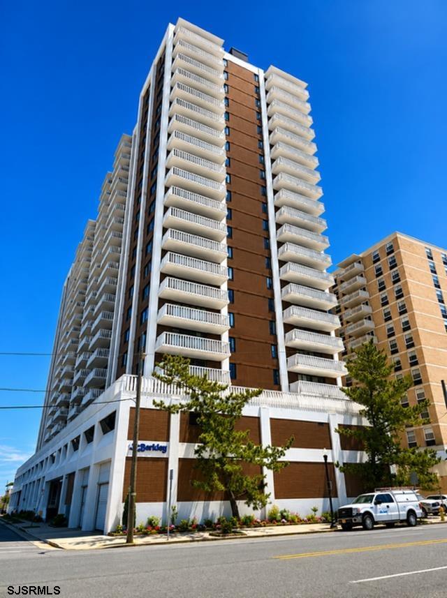 100 S Berkley Square Unit: 21N