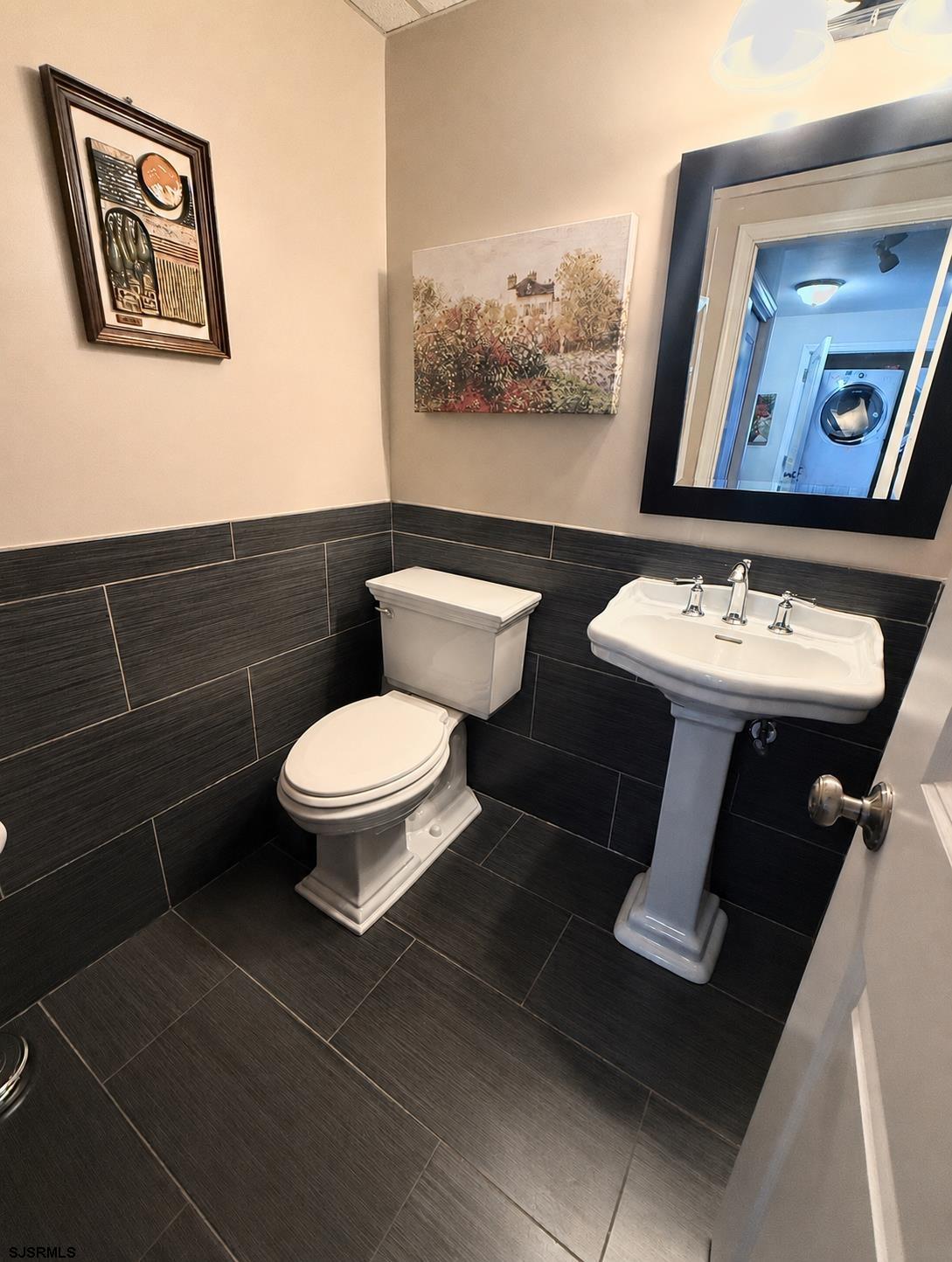 100 S Berkley Square Unit: 21N