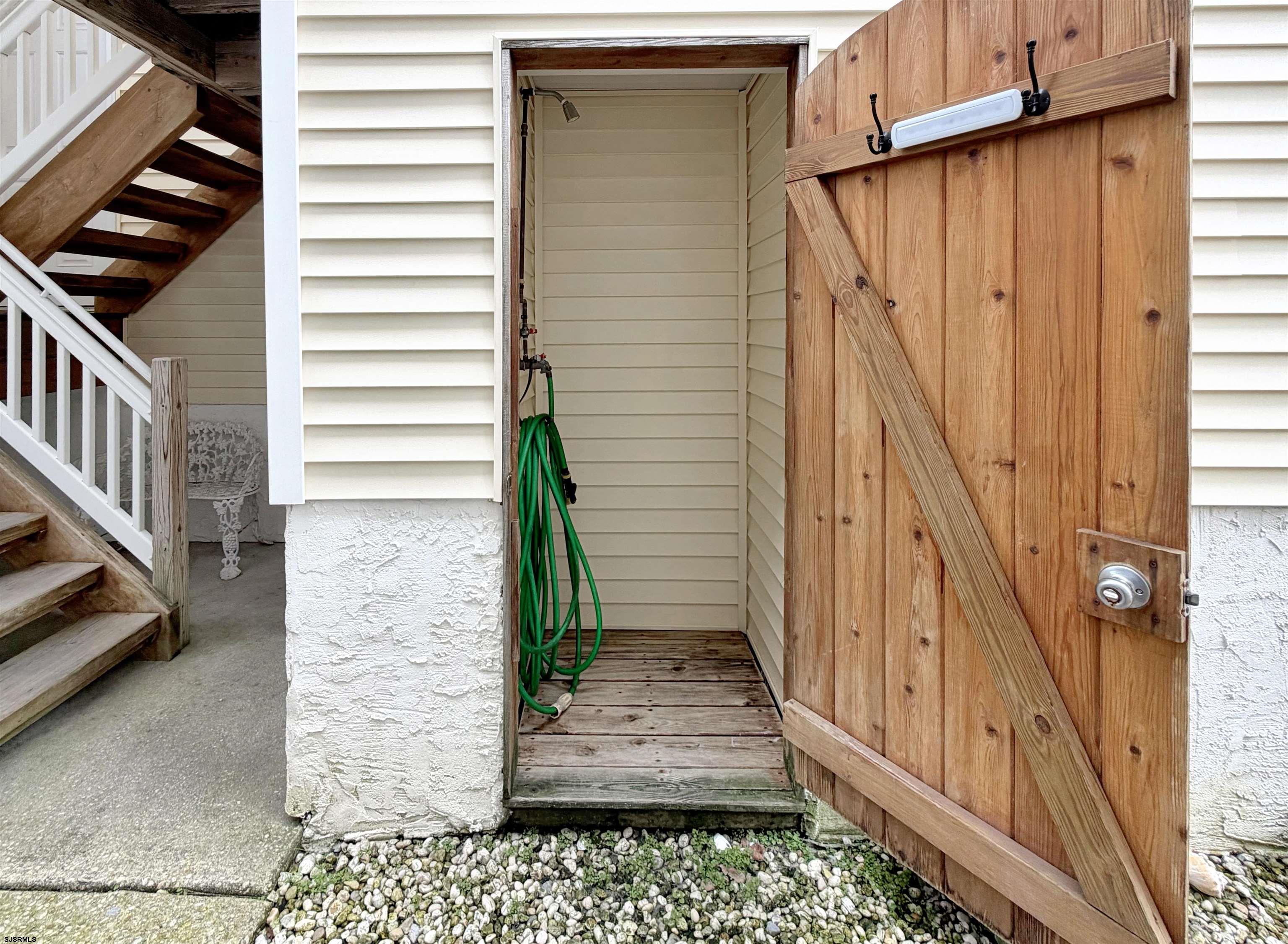 1442 West Ave Unit: 2
