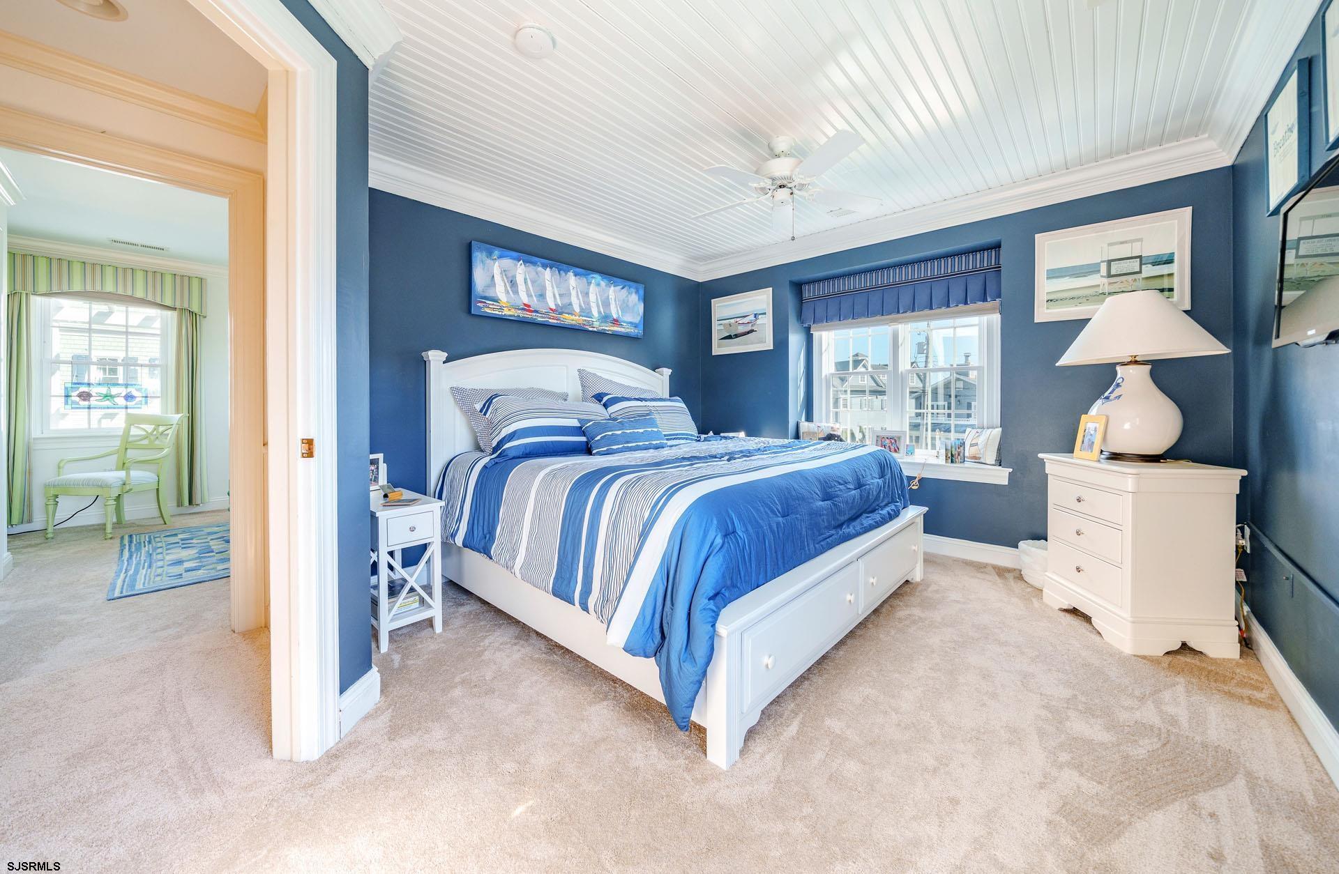407 E Atlantic Blvd