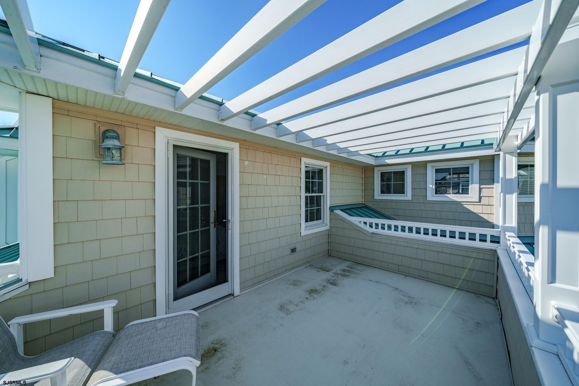 407 E Atlantic Blvd