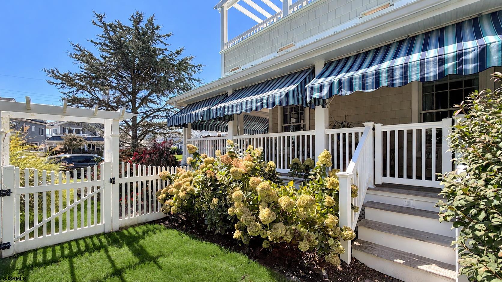 407 E Atlantic Blvd