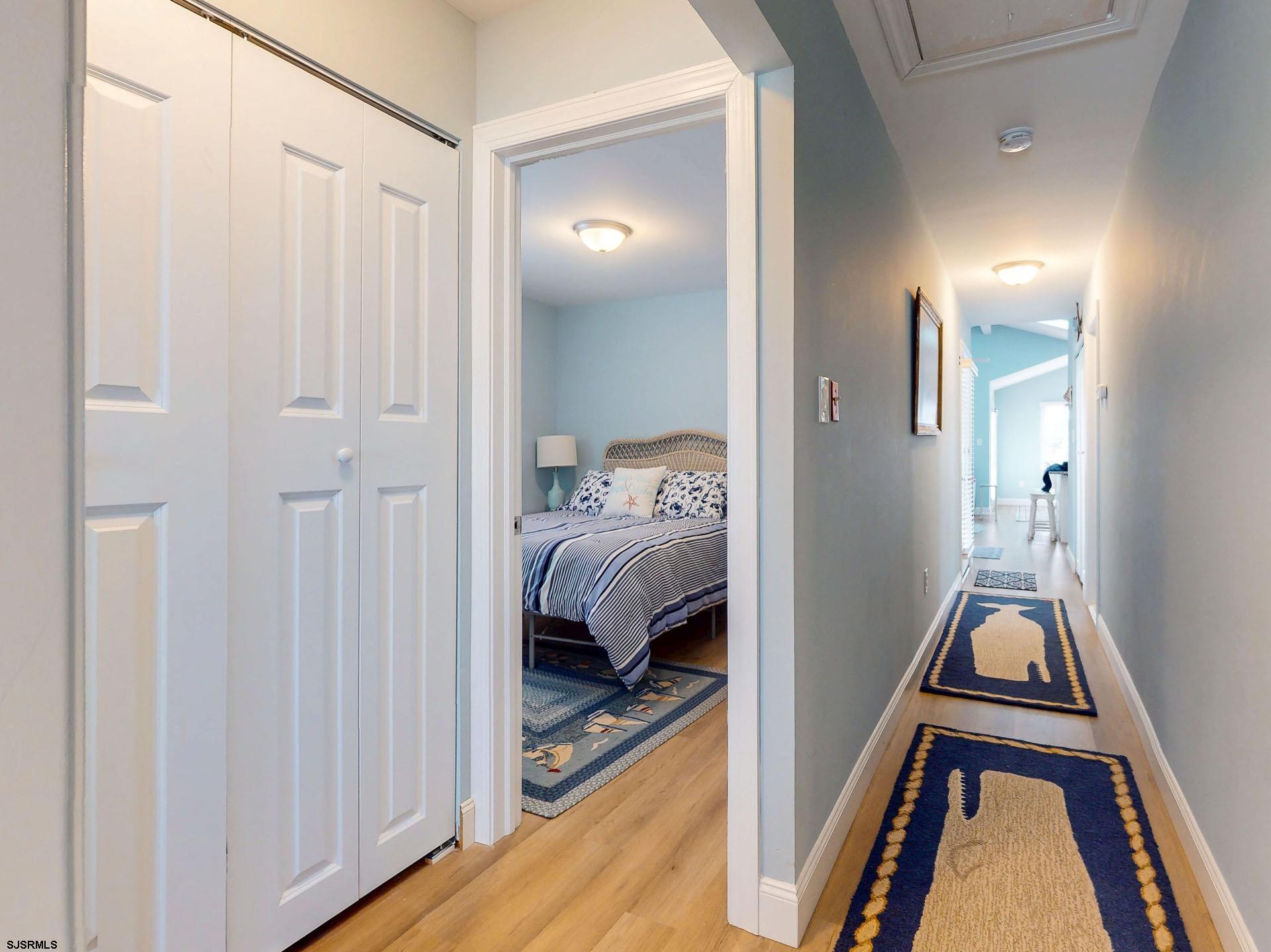 930 Bay Ave Unit: 2
