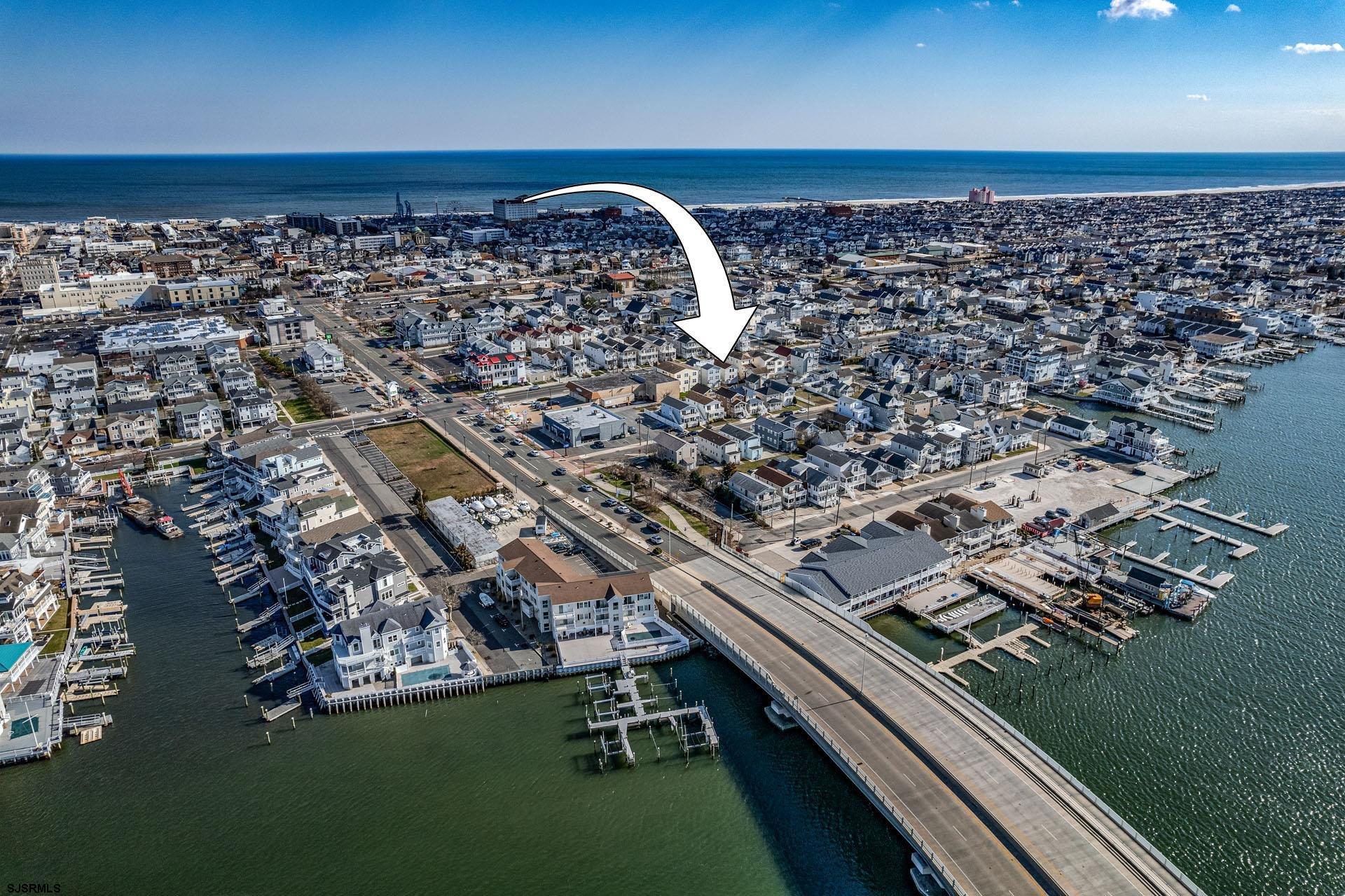930 Bay Ave Unit: 2