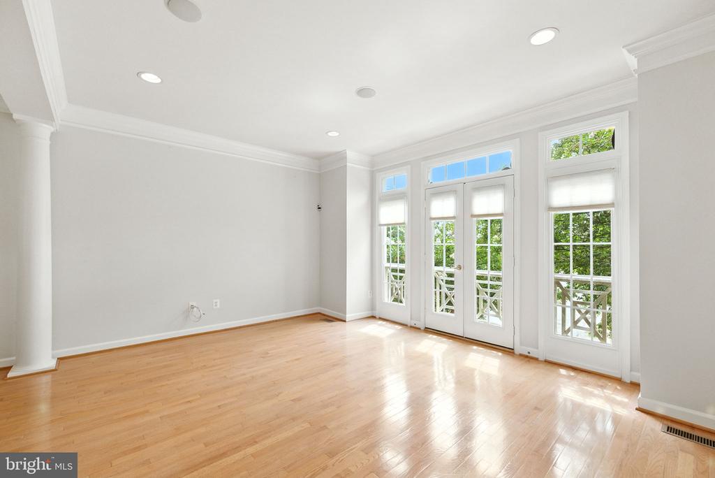 43768 LEES MILL SQ