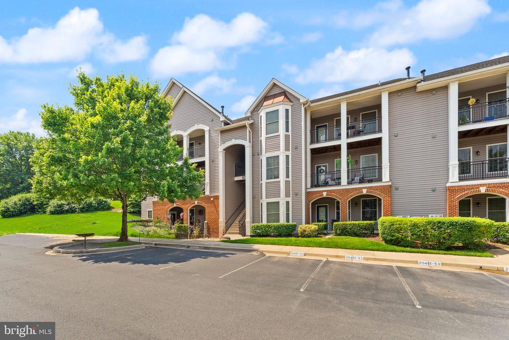 20453 CHESAPEAKE SQUARE Unit: 103