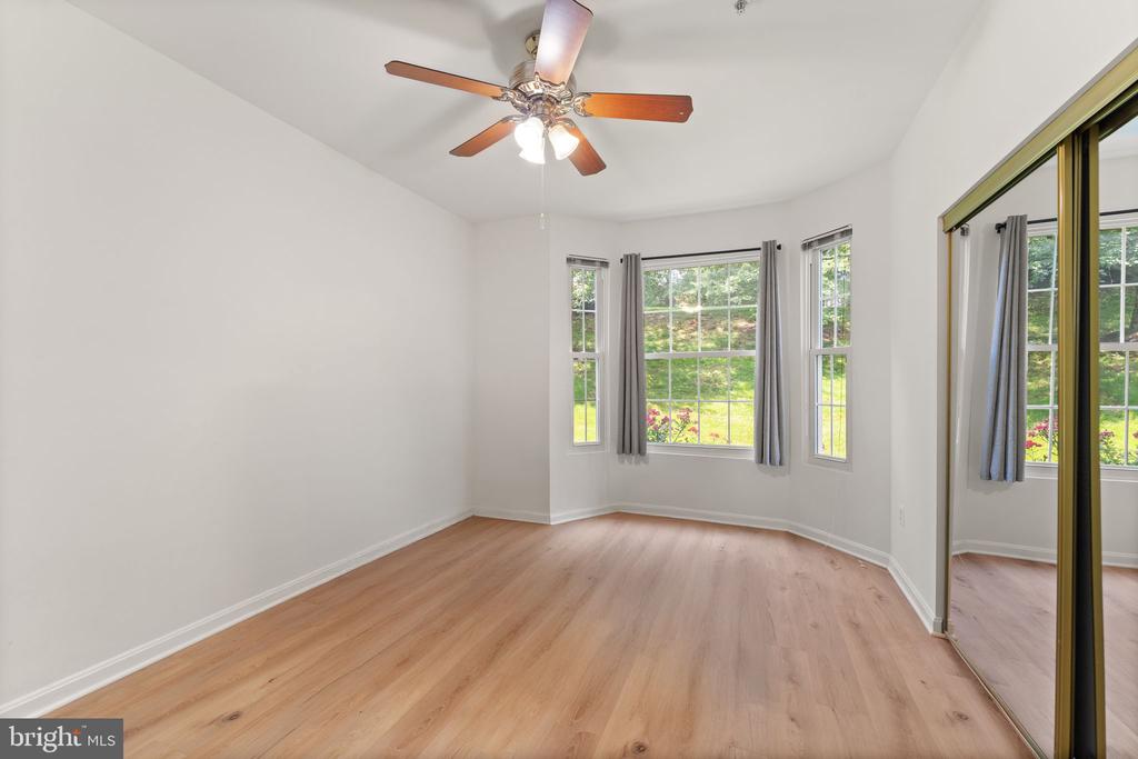 20453 CHESAPEAKE SQUARE Unit: 103