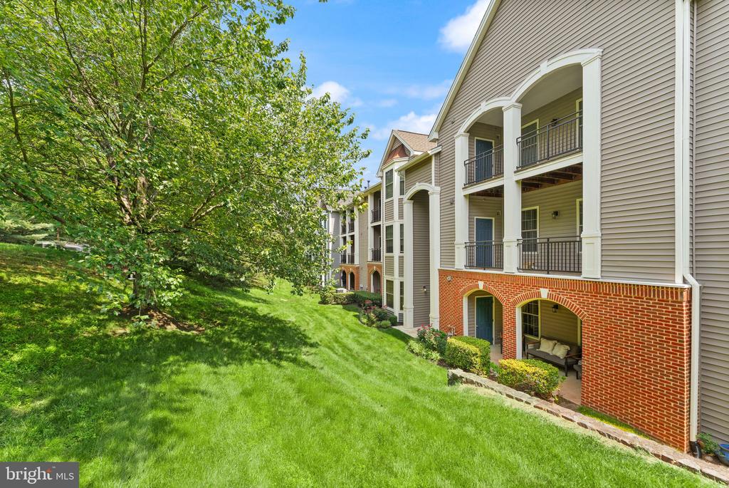 20453 CHESAPEAKE SQUARE Unit: 103