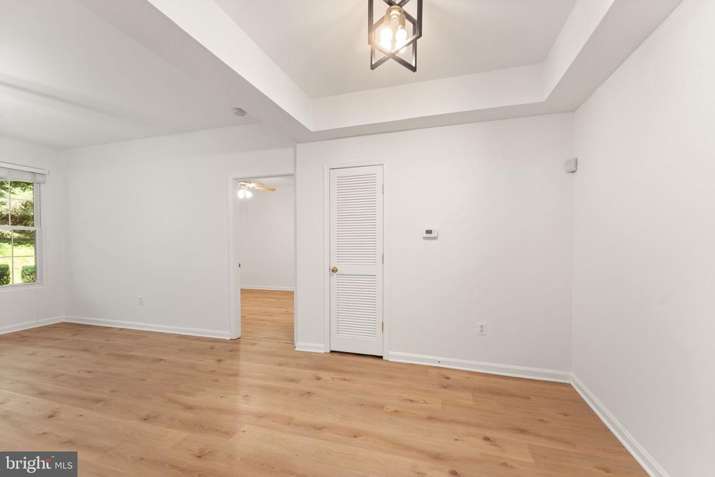 20453 CHESAPEAKE SQUARE Unit: 103