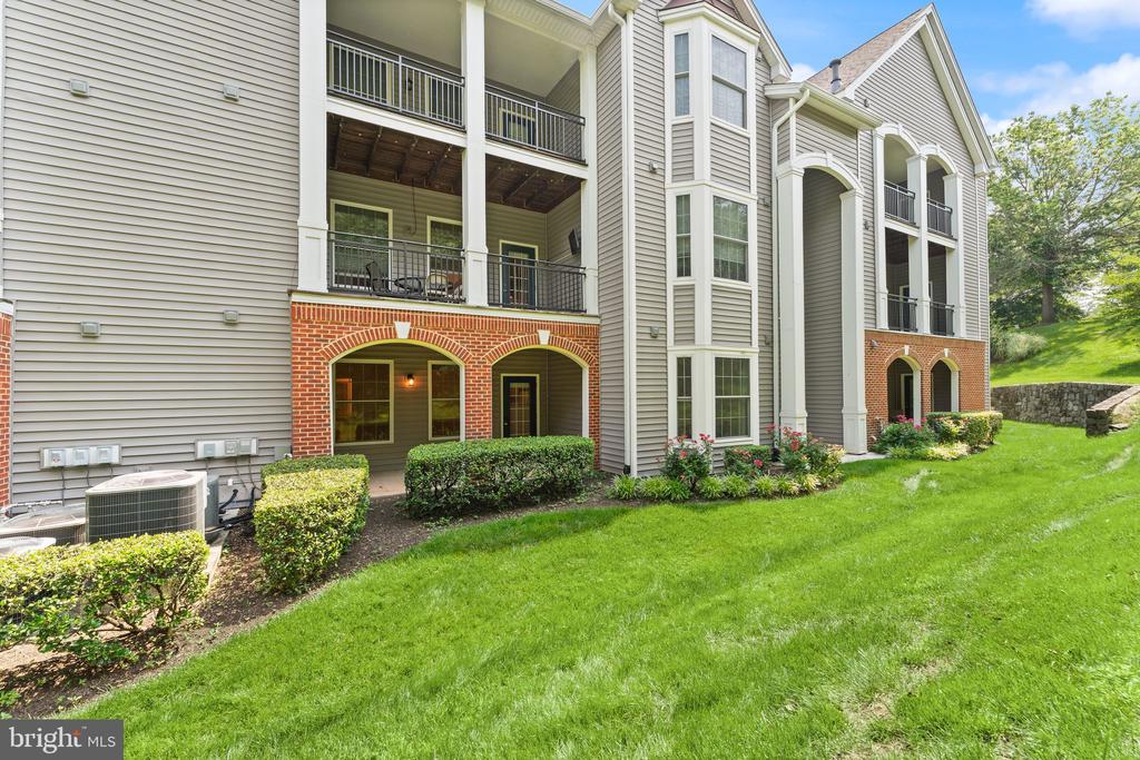 20453 CHESAPEAKE SQUARE Unit: 103