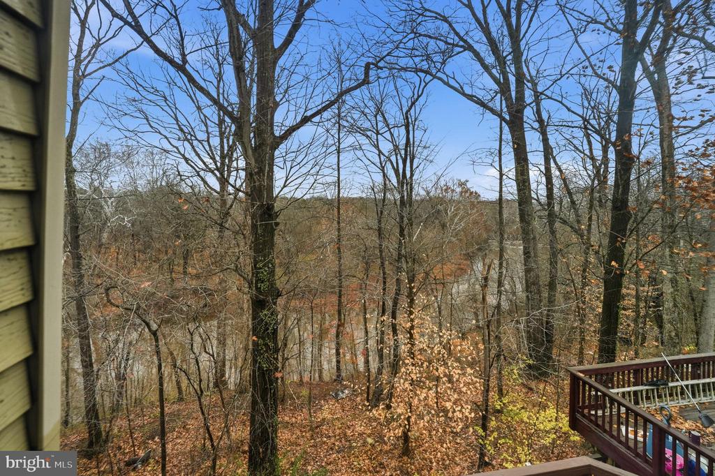 8514 CHARNWOOD COURT