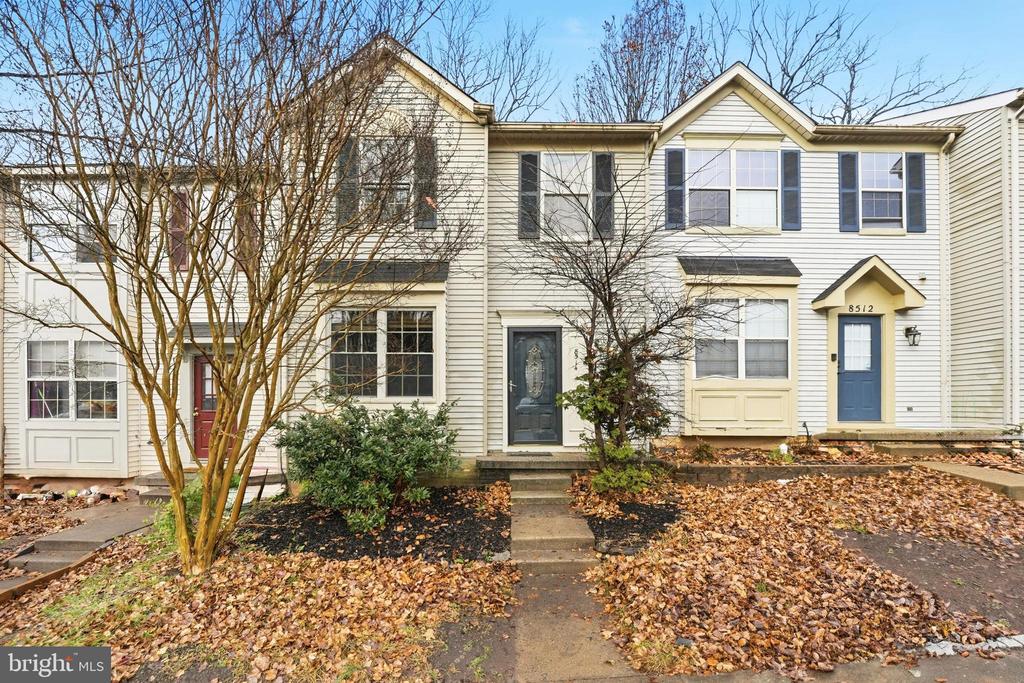 8514 CHARNWOOD COURT