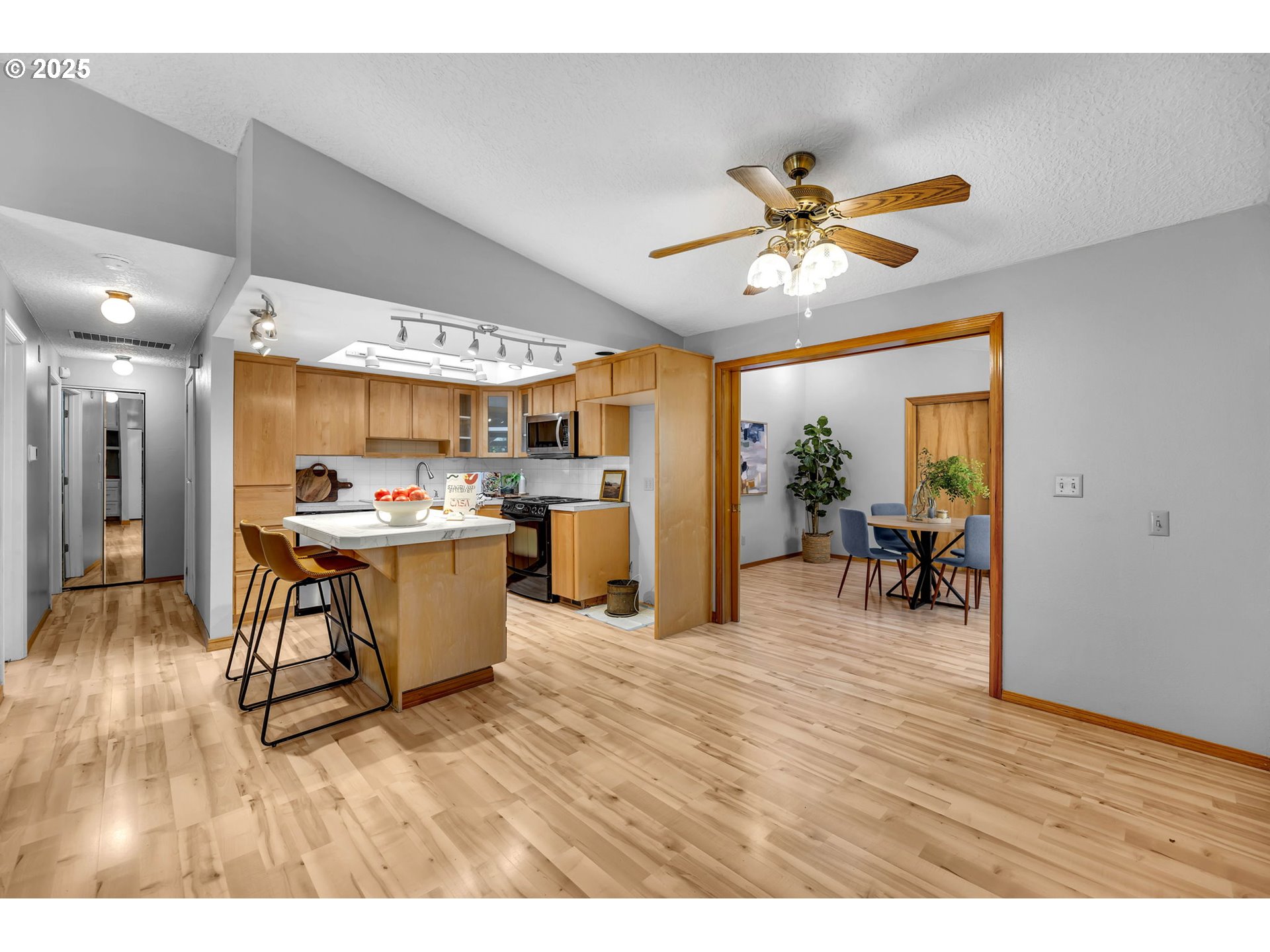 602 SE 130TH CT