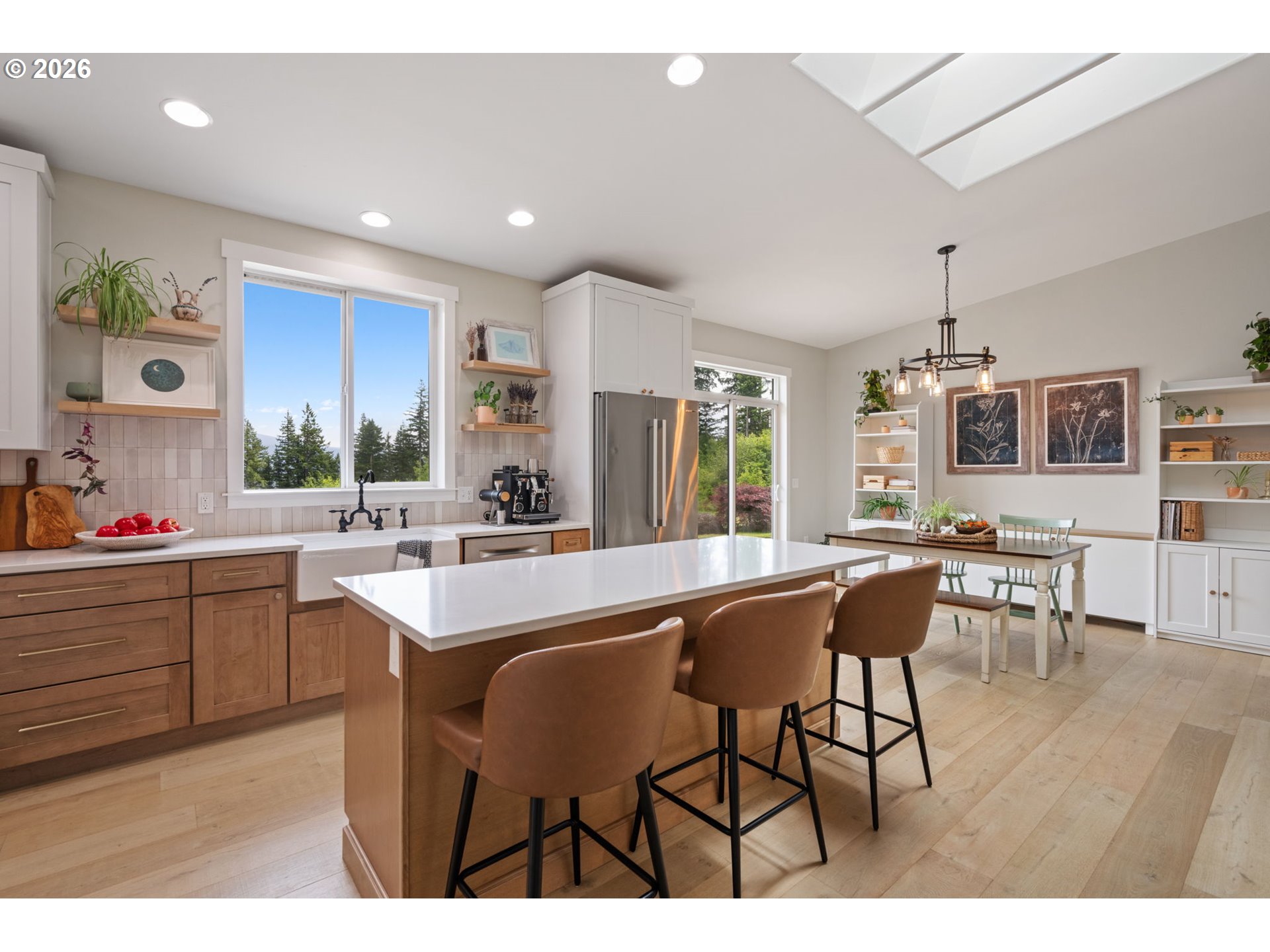61 BEAR PRAIRIE RD