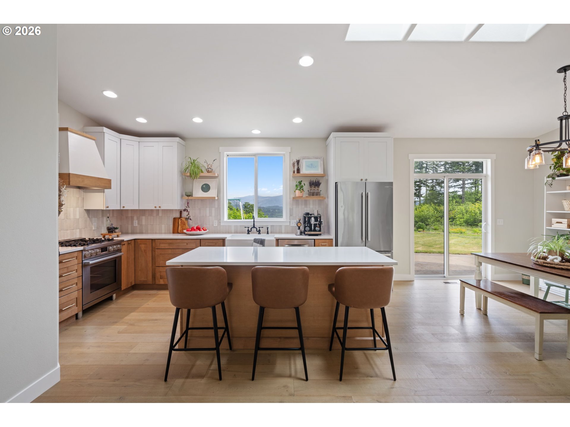 61 BEAR PRAIRIE RD