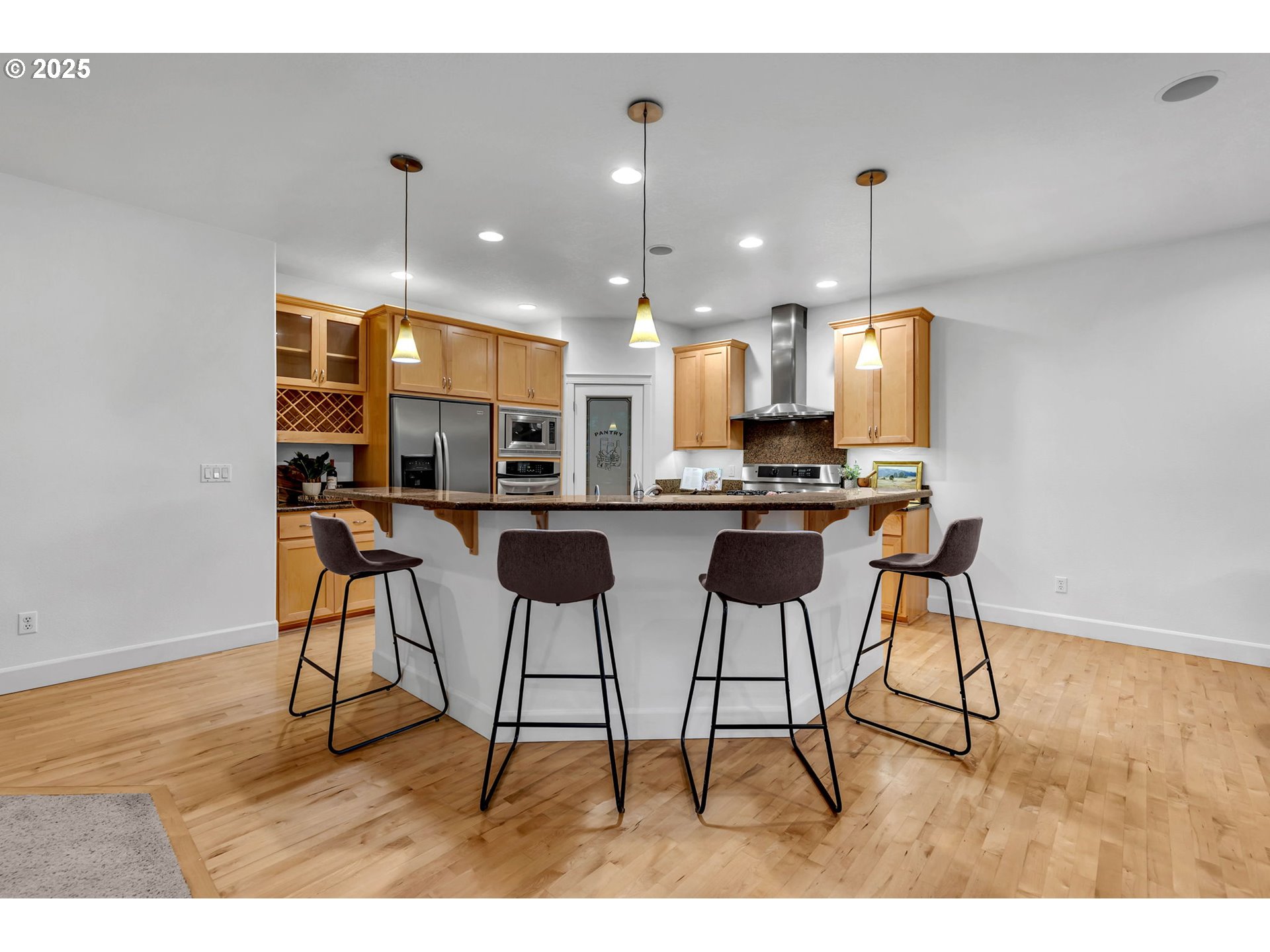 2722 NE 102ND ST
