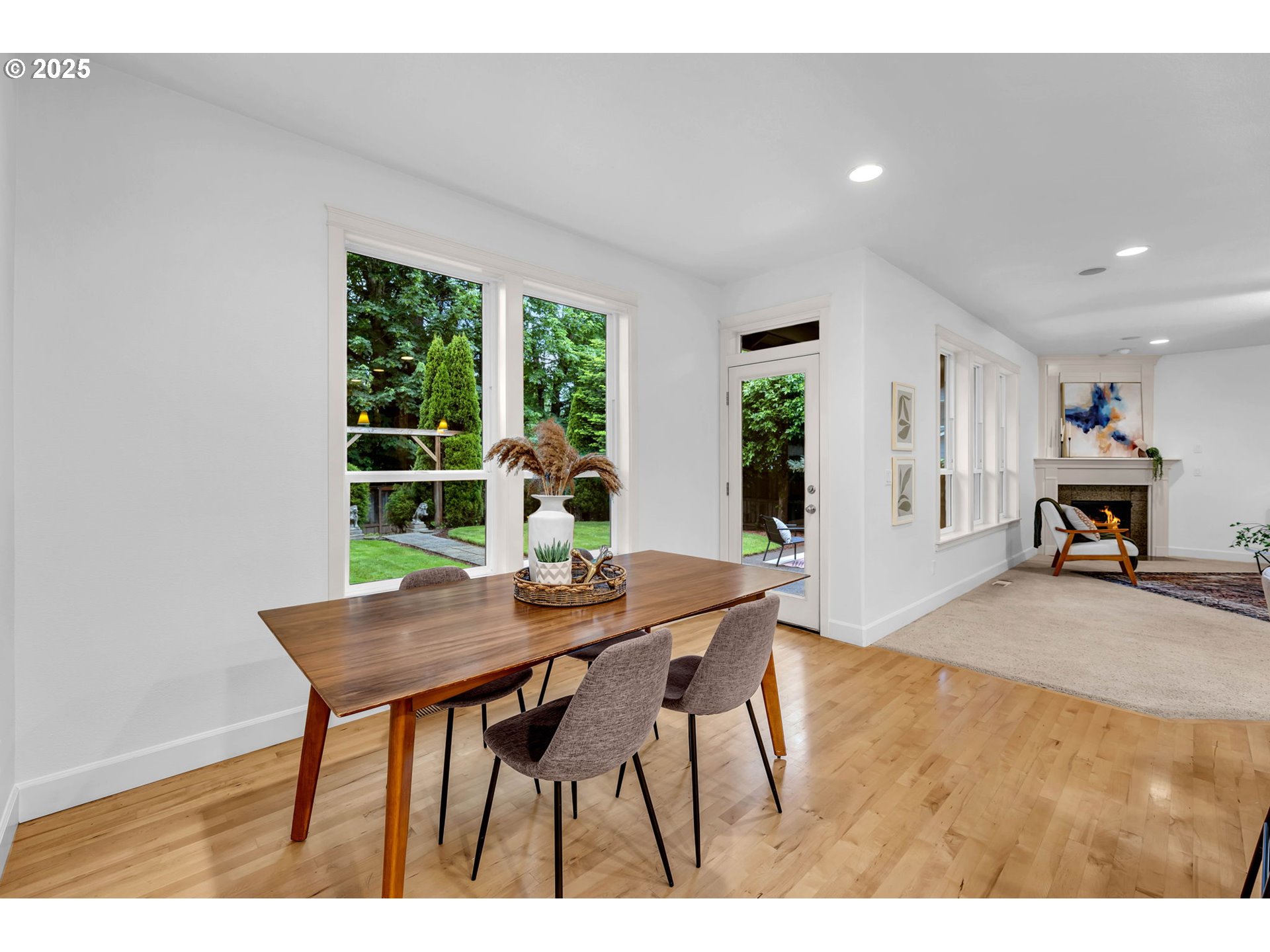 2722 NE 102ND ST