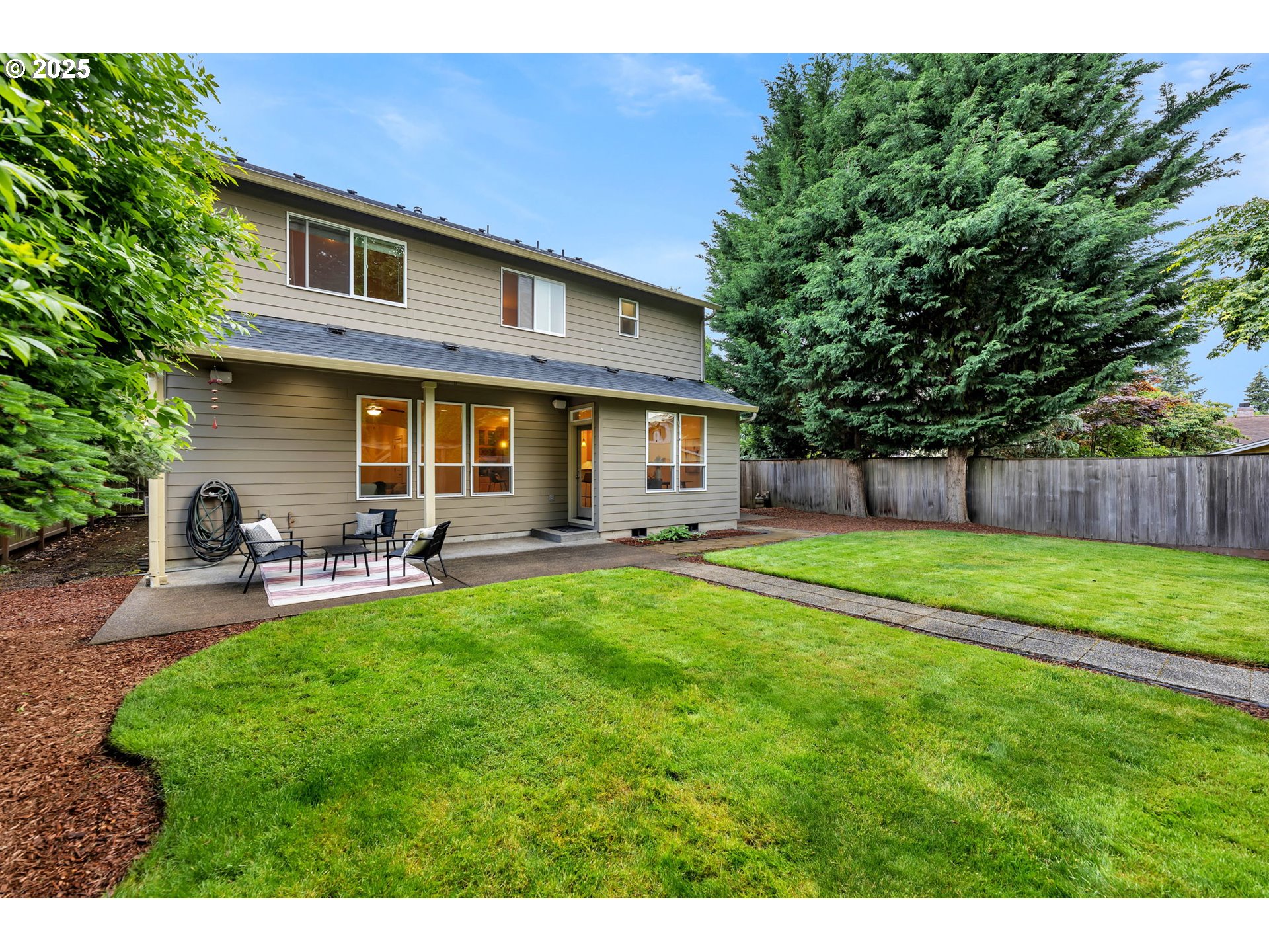 2722 NE 102ND ST