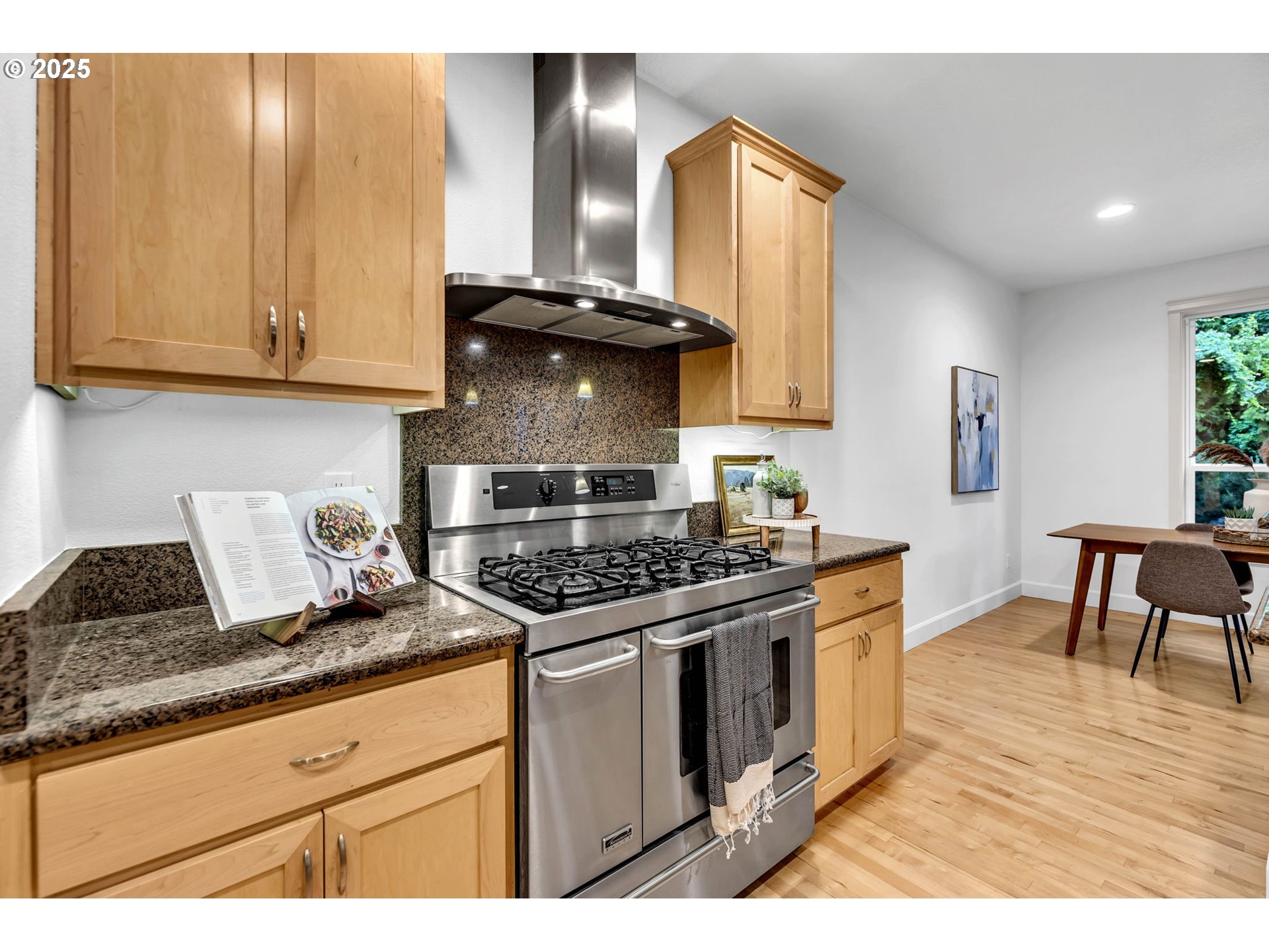 2722 NE 102ND ST
